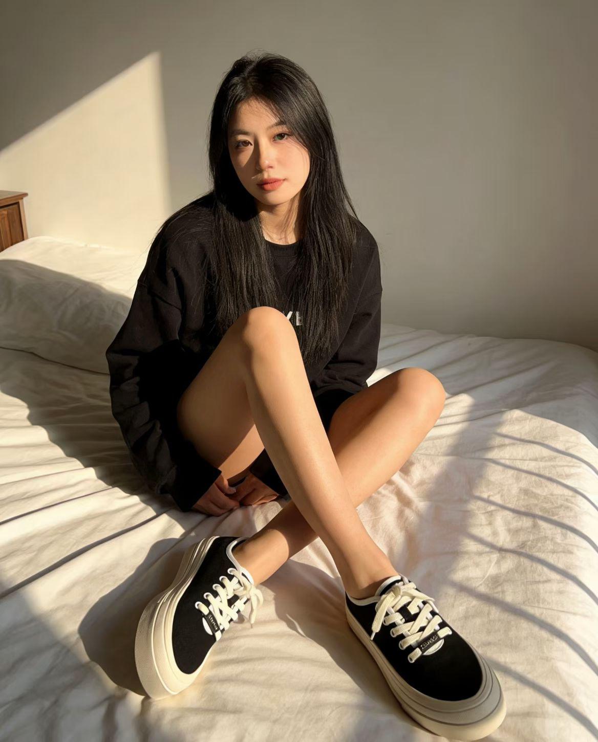 獨家CHANEL 新款帆布鞋餅乾休閒鞋 ，底厚4cm