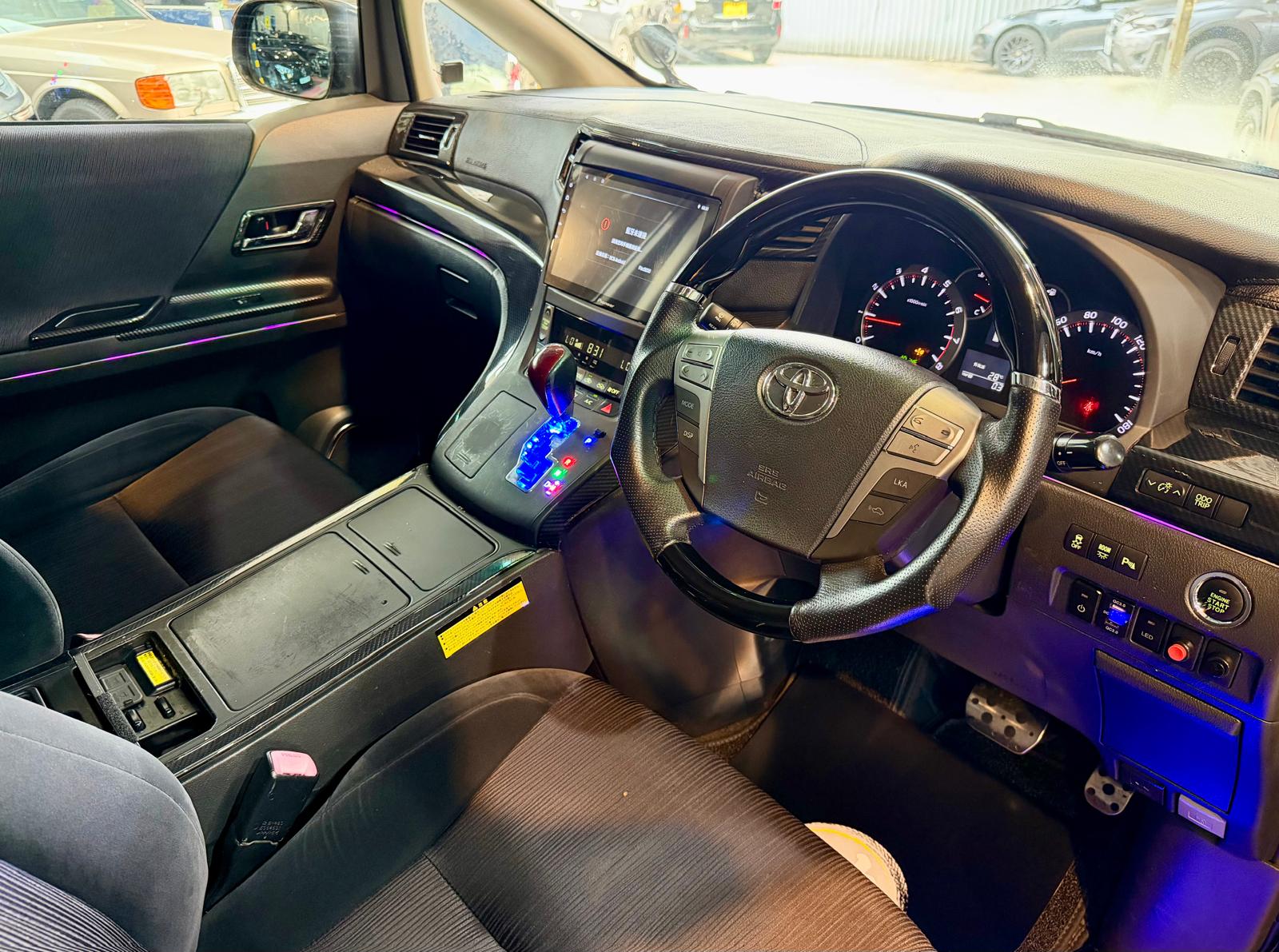 Toyota Vellfire 2.4 Modellista 2005