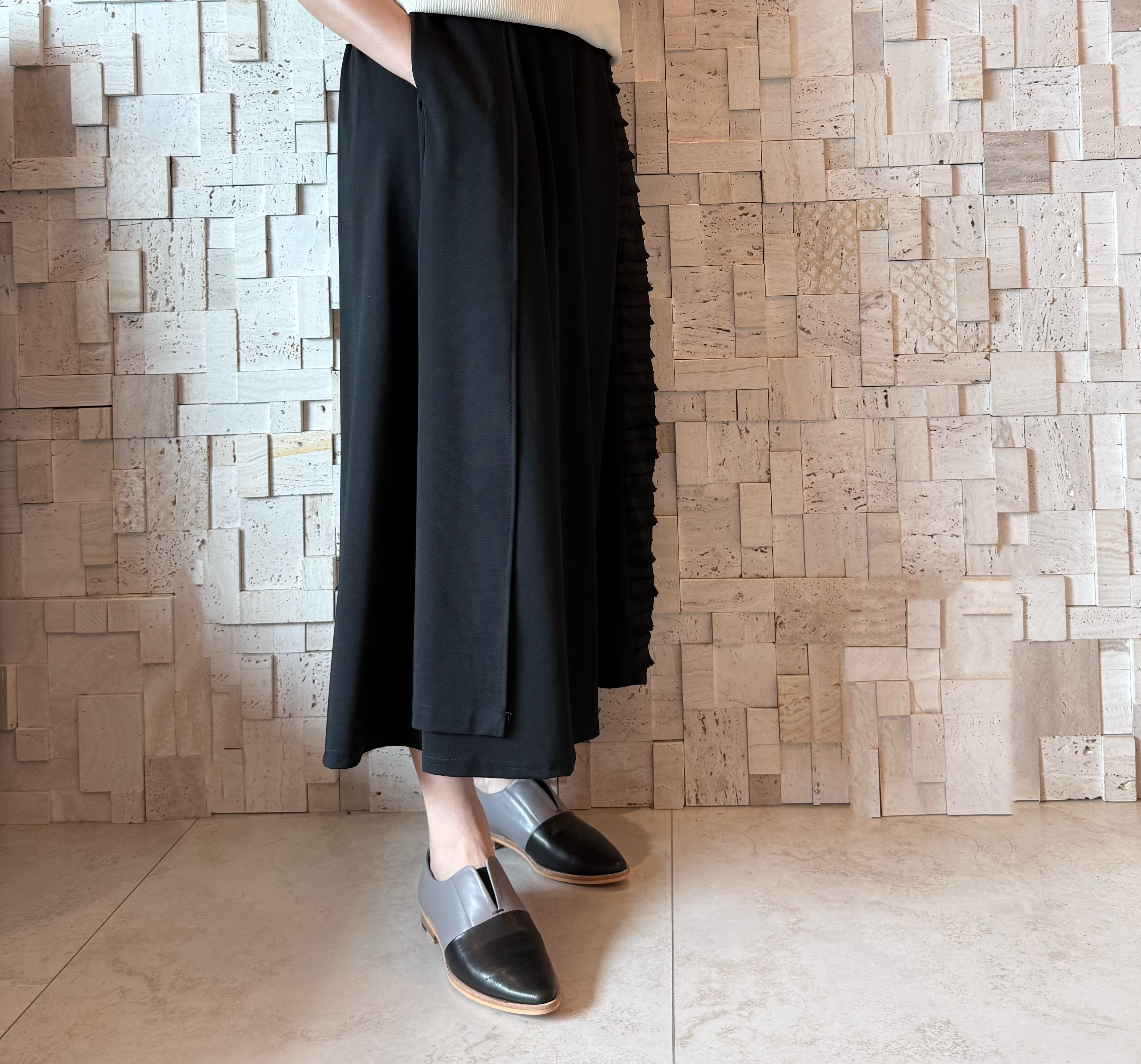 B00572 彈性不規則流蘇裙🖤