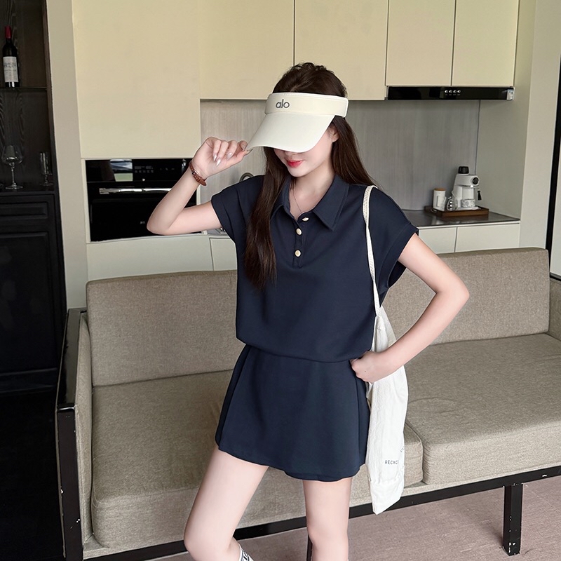 B12(317) 韩系时尚甜美减龄POLO领上衣与前裙后裤蓝黄套装