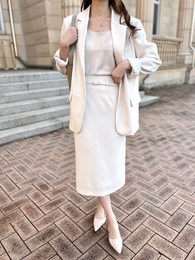 Atelier Belted Skirt (Ivory)