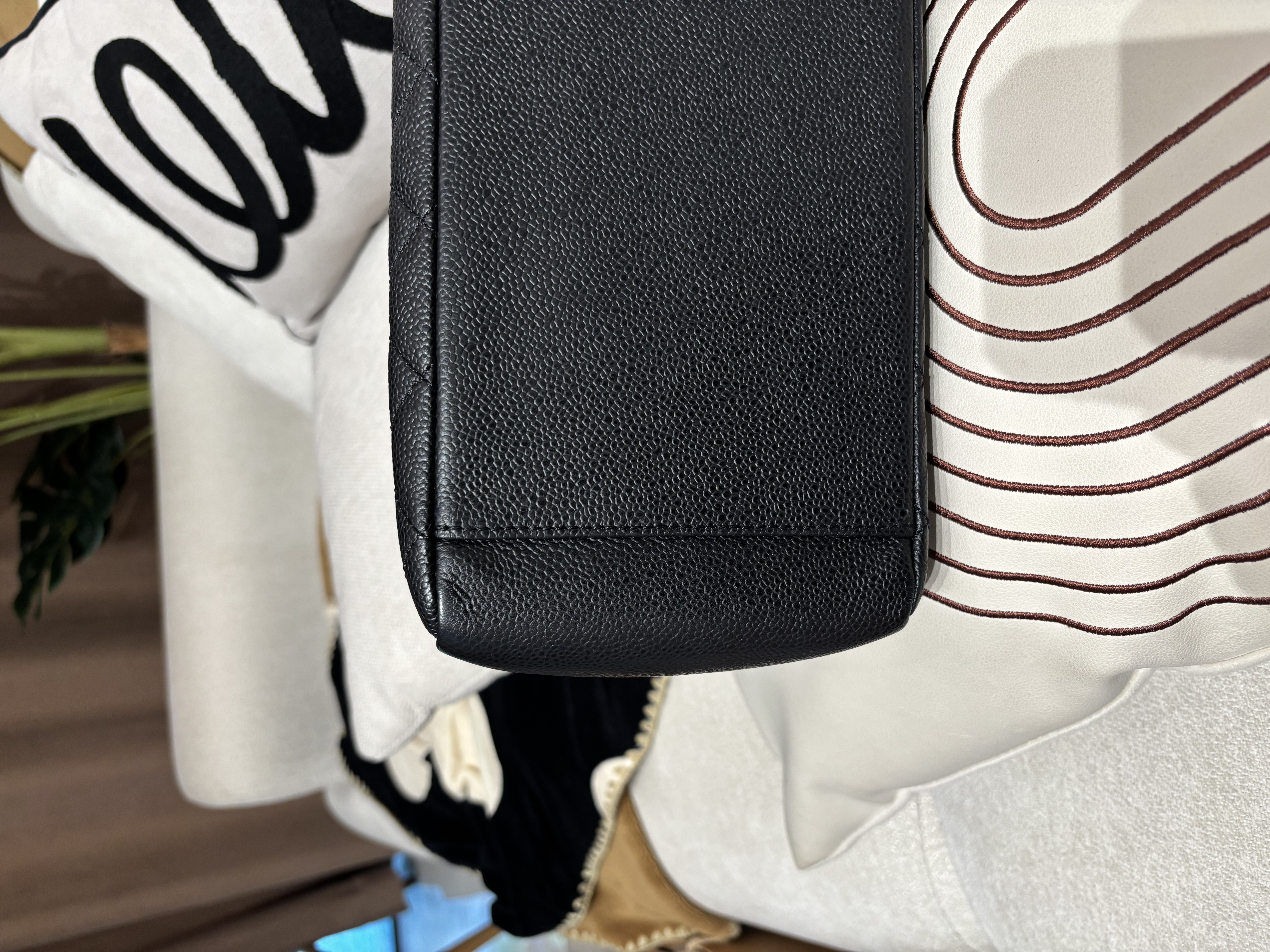 Chanel GST grand shopping tote 黑色荔枝牛皮銀鏈 100%Authentic, 98%new✅card✅Dust bag✅Box