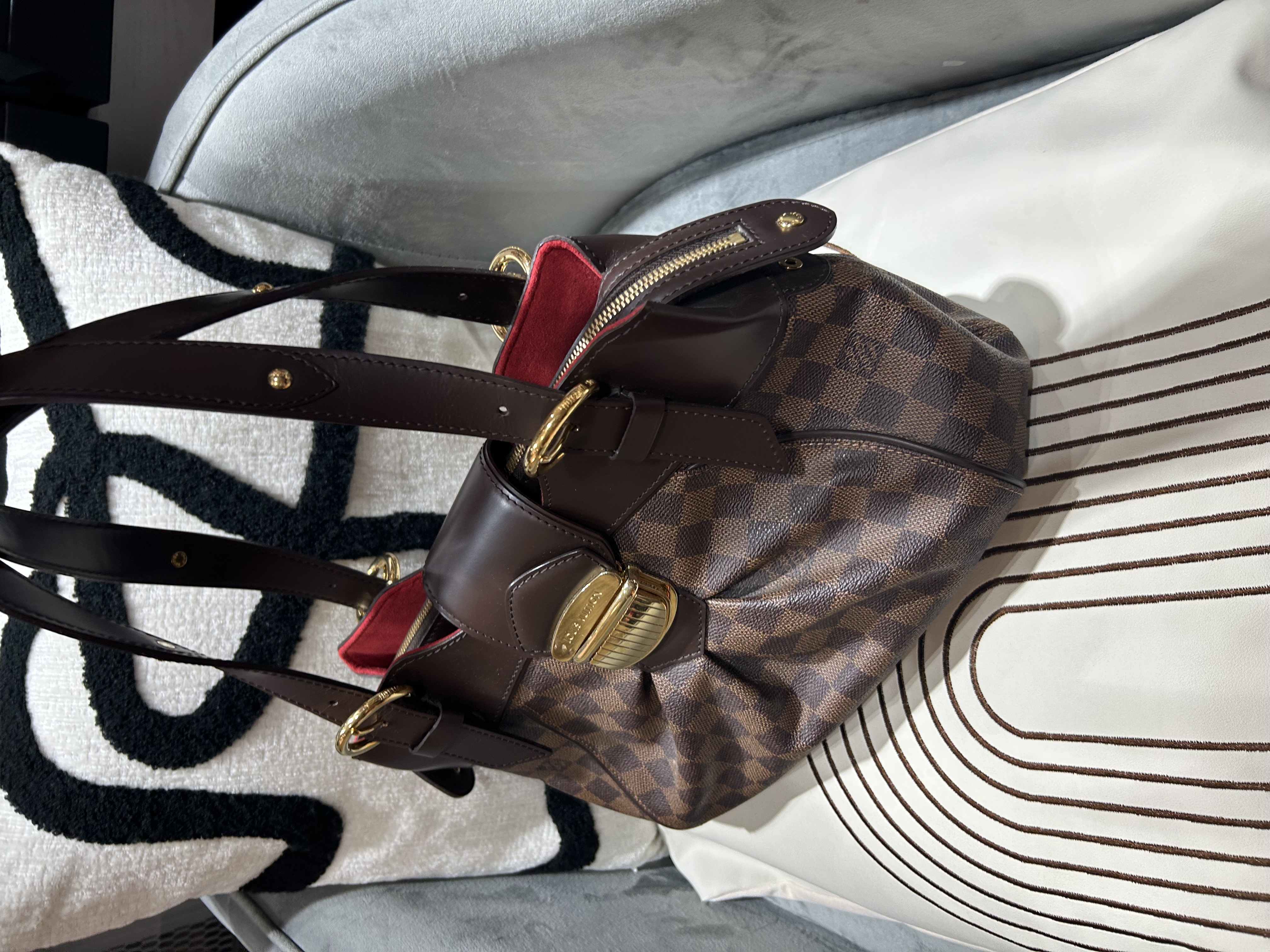 Lv sistina damier shoulder bag  100%Authentic ,98%new✅dust bag