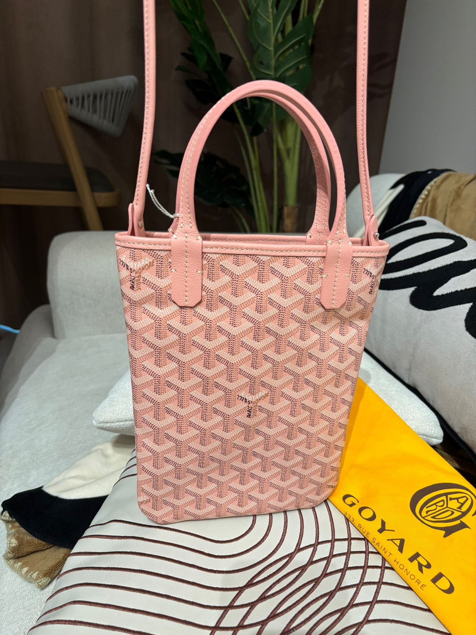 全新 GOYARD POITIERS CLAIRE VOIE 限量版粉灰色 satchel limited edition 100%Authentic ,全新未使用品 ✅tap ✅dust bag