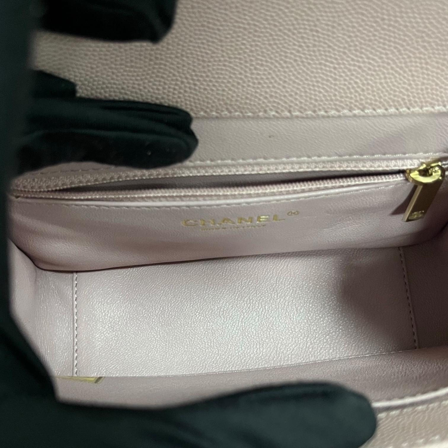 Chanel business affinity粉紅色 