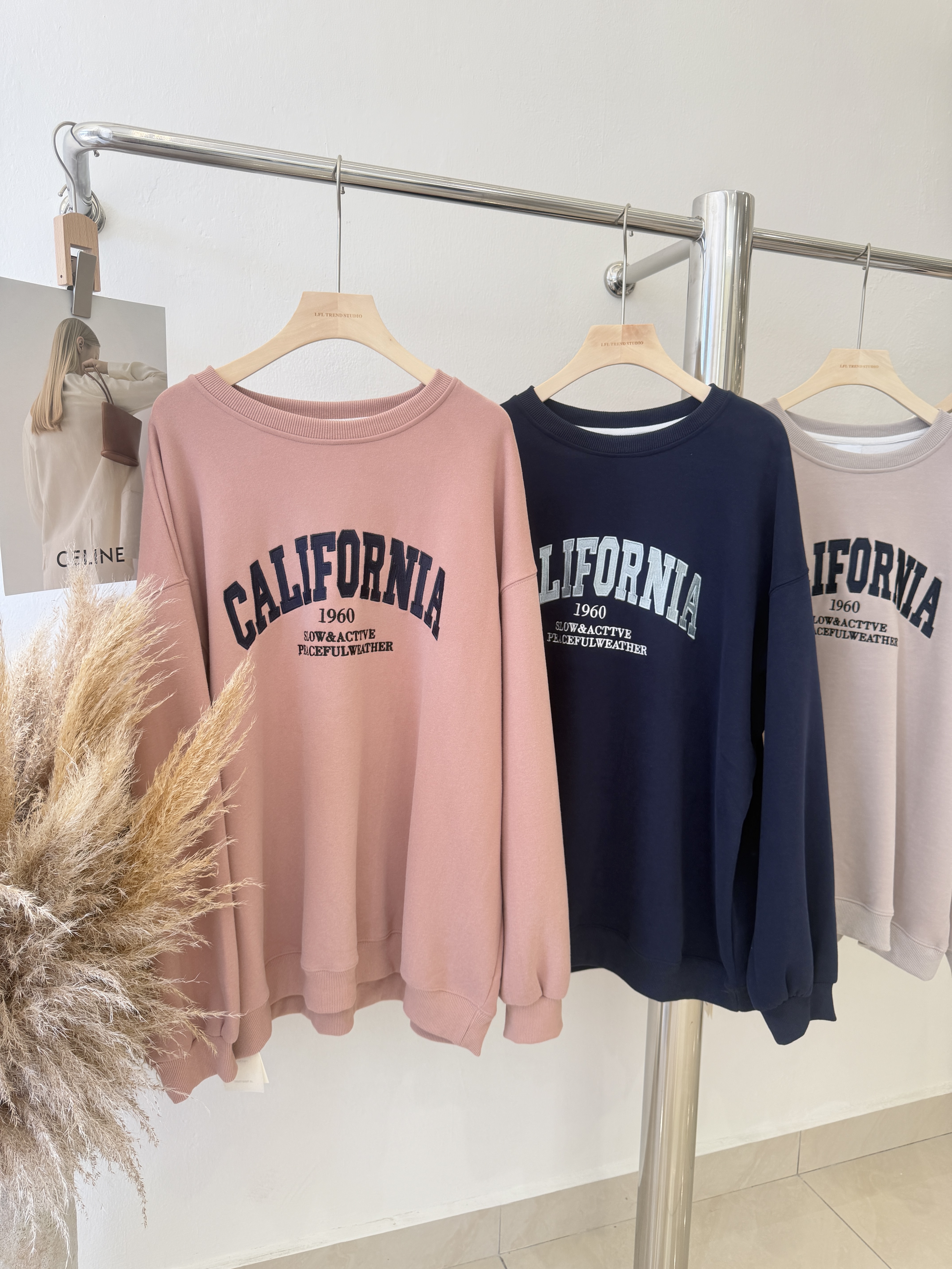 6711 爆款刺绣字卫衣