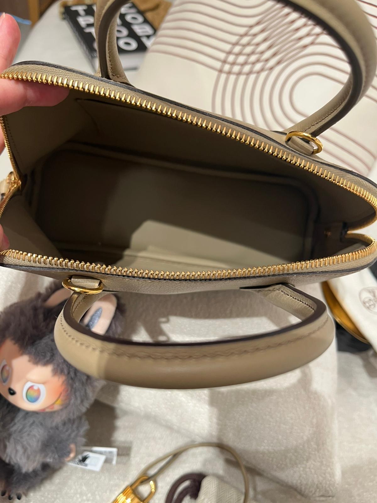 Hermes Bolide 25 STAMP W,marfa 馬爾法米金扣 100%Authentic, 98%new ✅收據✅Key lock✅dust bag ✅box