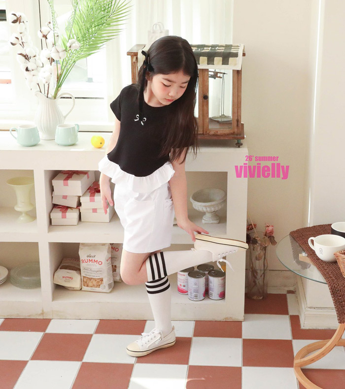 🇰🇷Vivielly tee