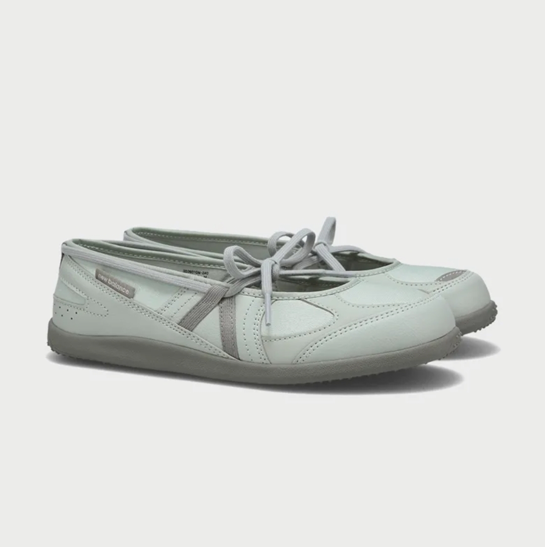 New Balance | The Flat Breeze