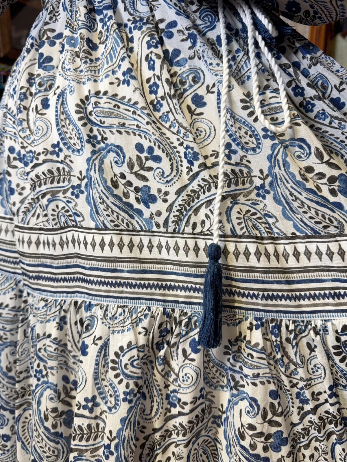 1622 White x Blue Paisley Block Print 4-Rope OP 47"
