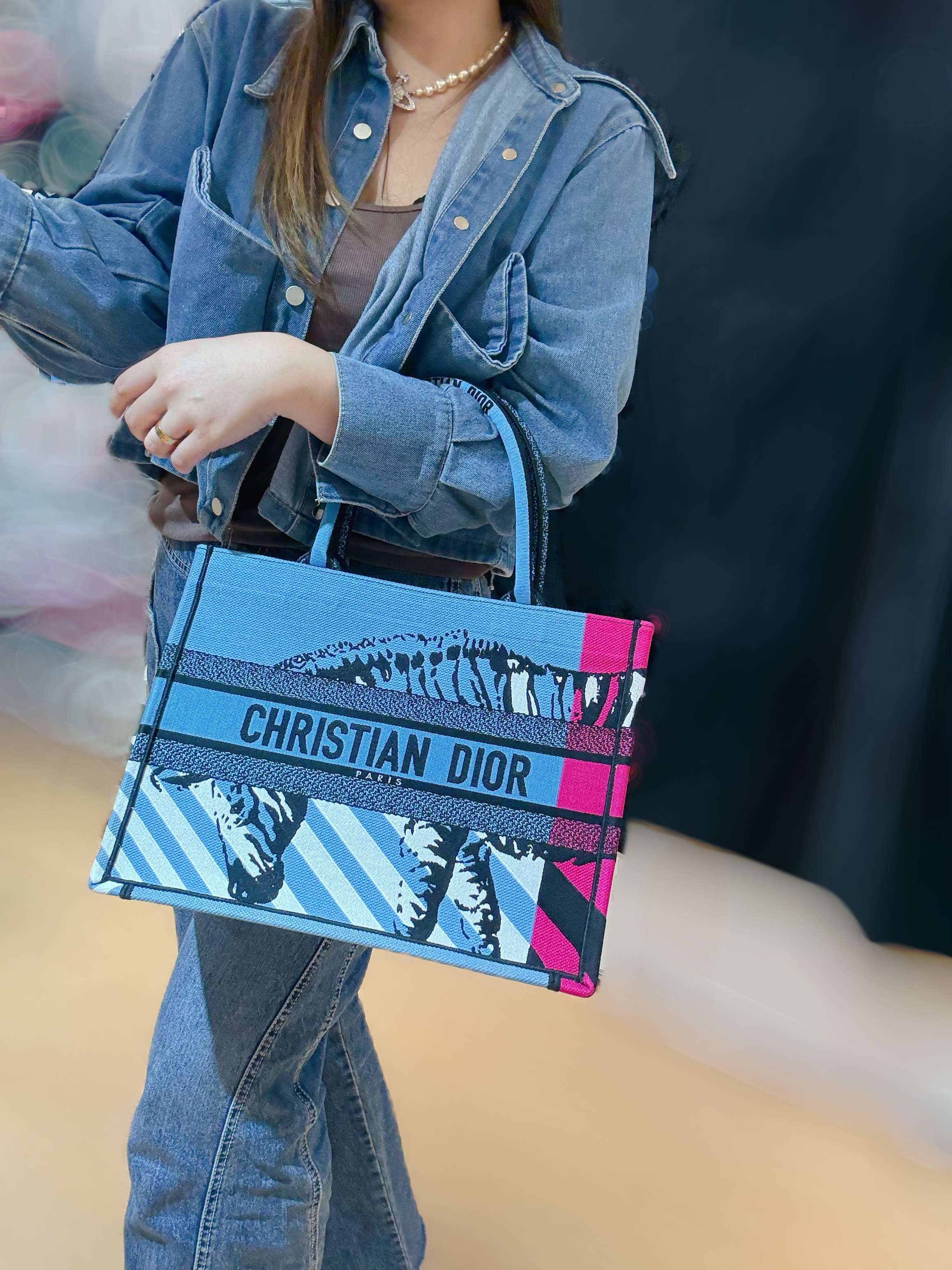 Dior book tote M zebra