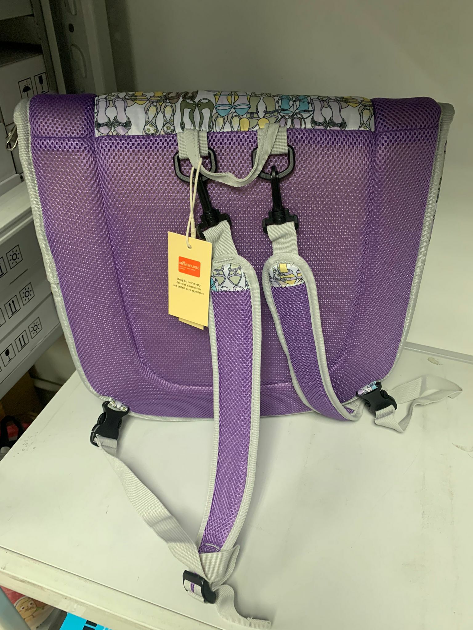 Menauige 嬰兒便攜式折疊嬰兒床背包 1件 - 現貨