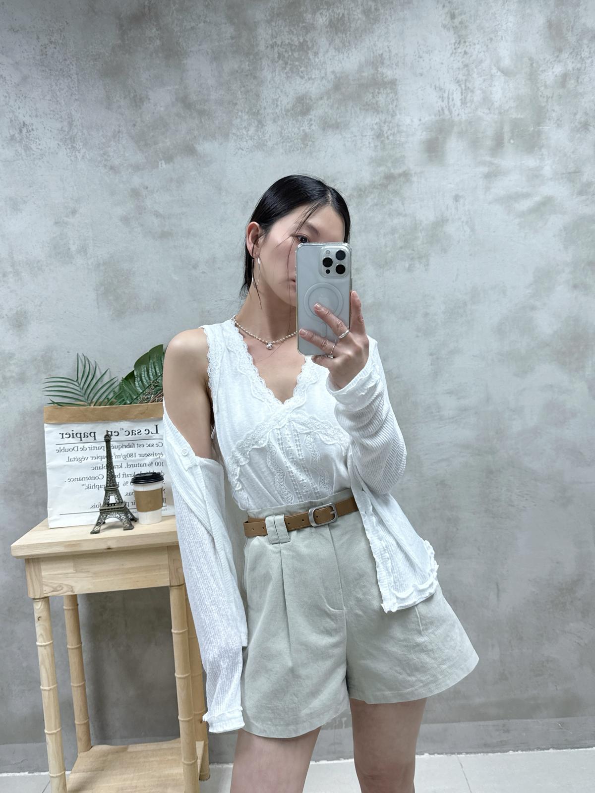 D20 ruffle 邊暗紋外套