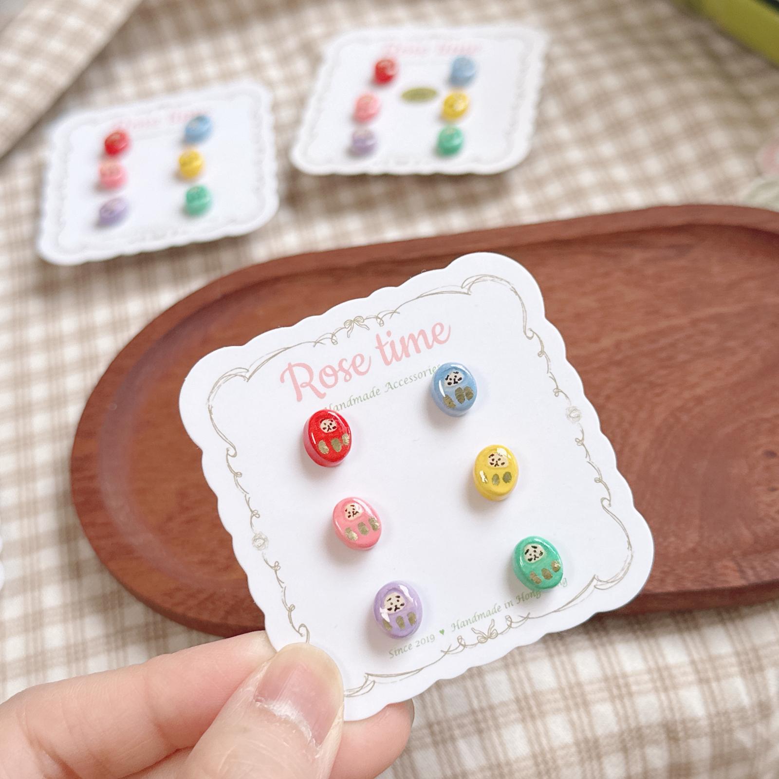 ᴿᵒˢᵉ ᵗⁱᵐᵉ ʰᵃⁿᵈᵐᵃᵈᵉ7️⃣週年 #3月22-24日半價飾物 🈹  手繪粒粒達摩耳釘套裝