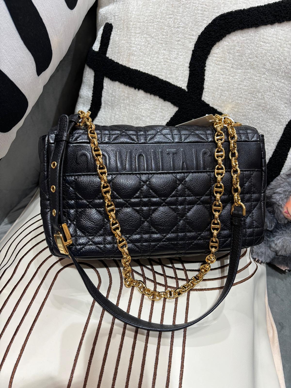 Dior Caro Medium Calfskin 黑金 100%Authentic, 95%New ✅Dust bag 
