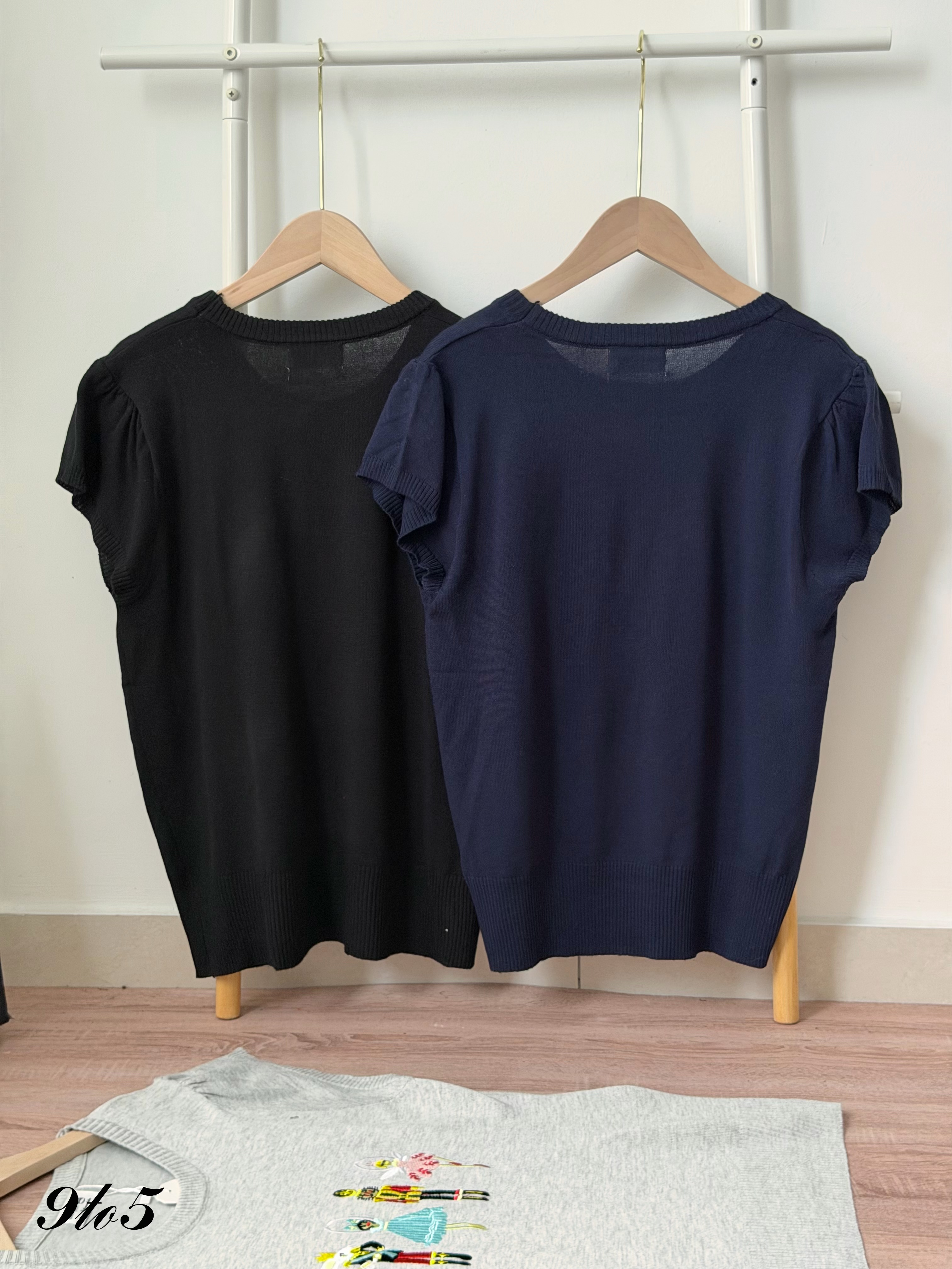 T4454 Embroidery Nutcracker Knit Top - 3 Colors
