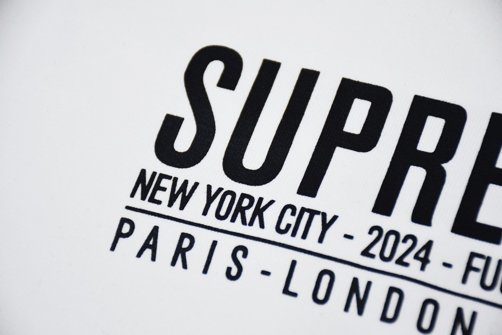 Supreme Paris Tee