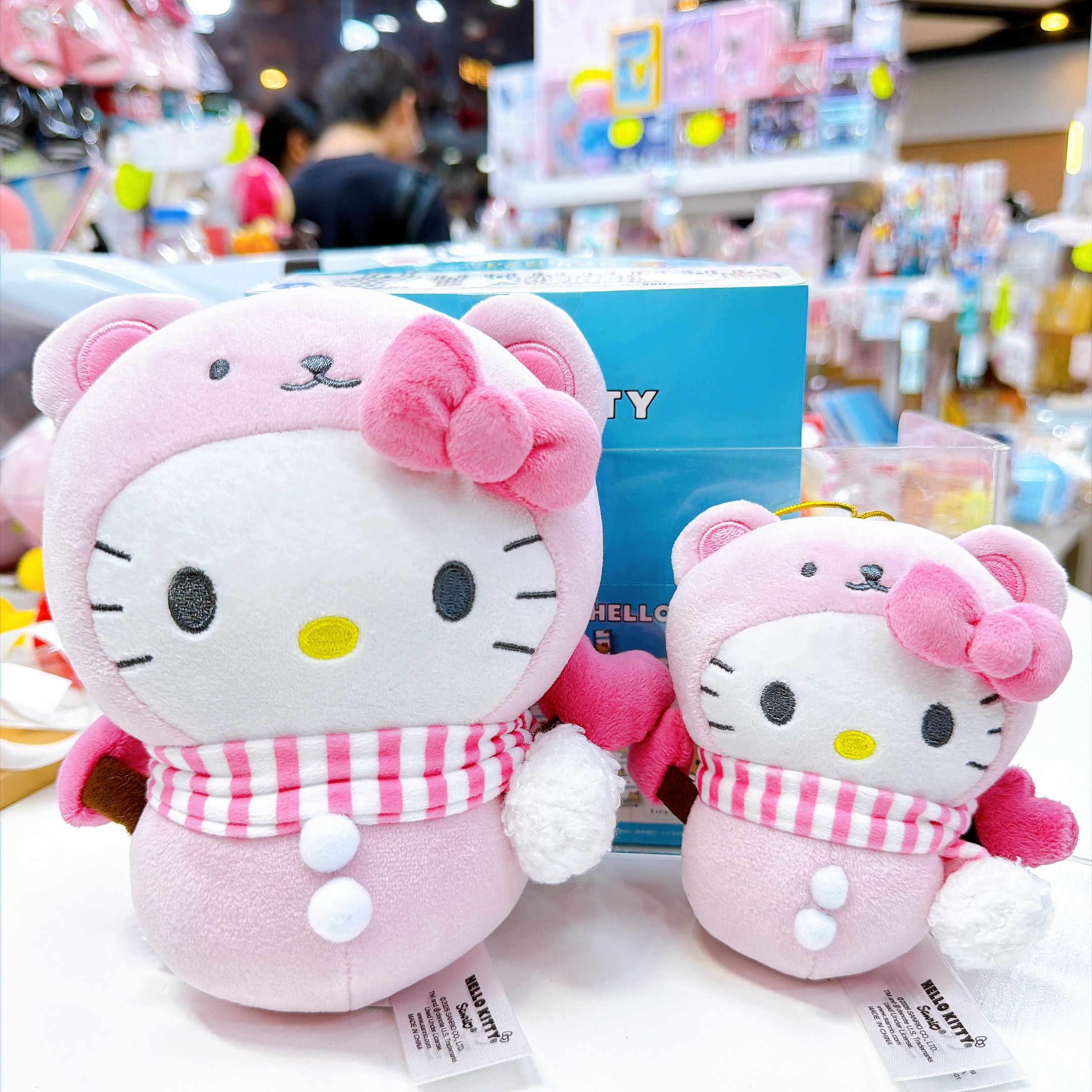 原裝行貨 Kitty粉紅聖誕節系列雪人公仔掛飾
