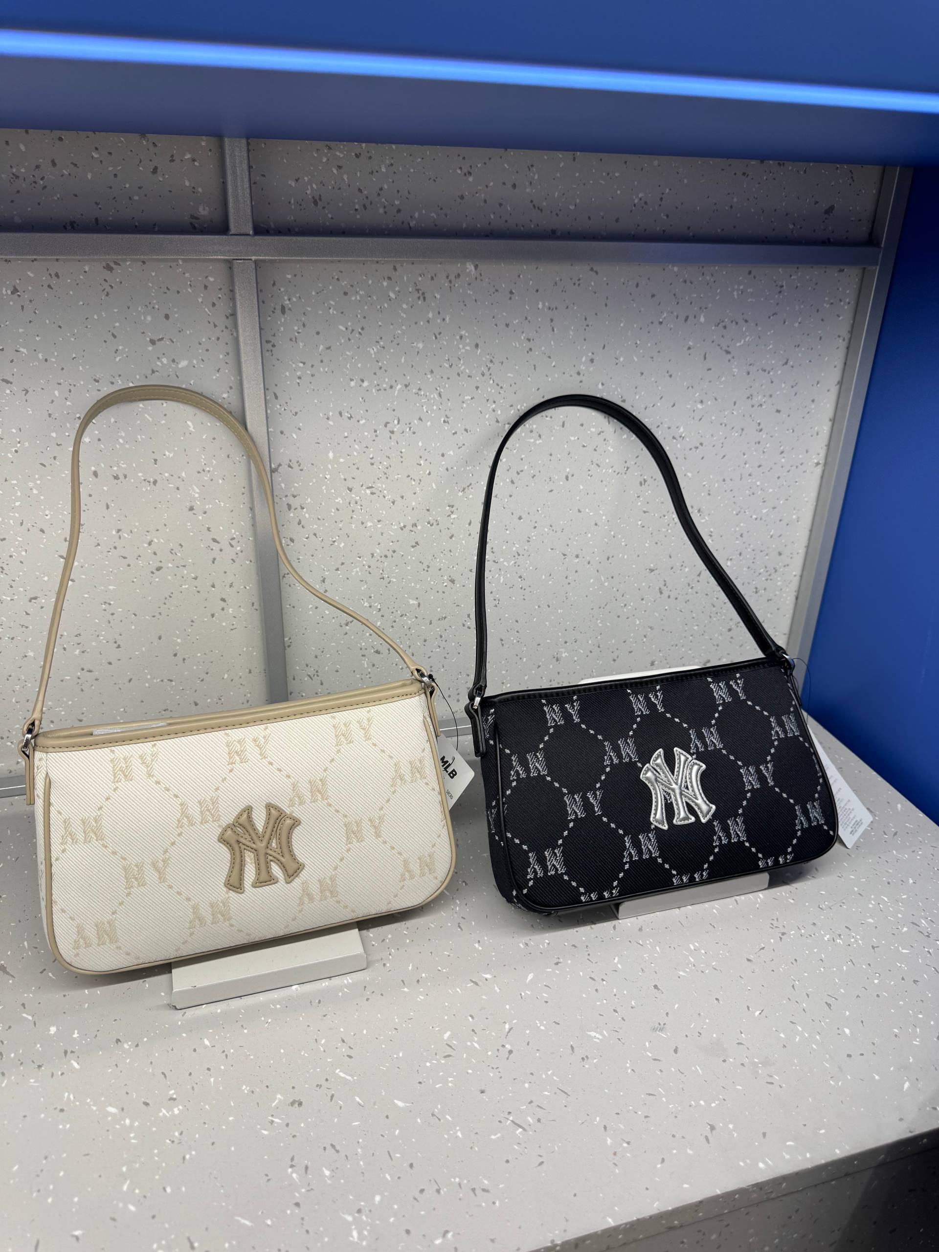 🇰🇷MLB 满标麻将腋下包✨