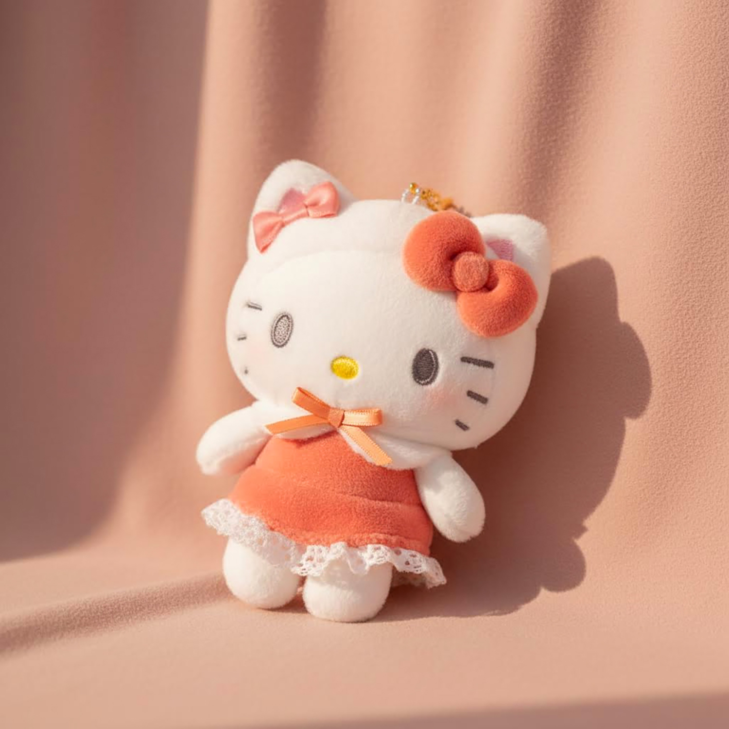 Sanrio - 公仔掛飾 (貓咪寶寶Hello Kitty款)