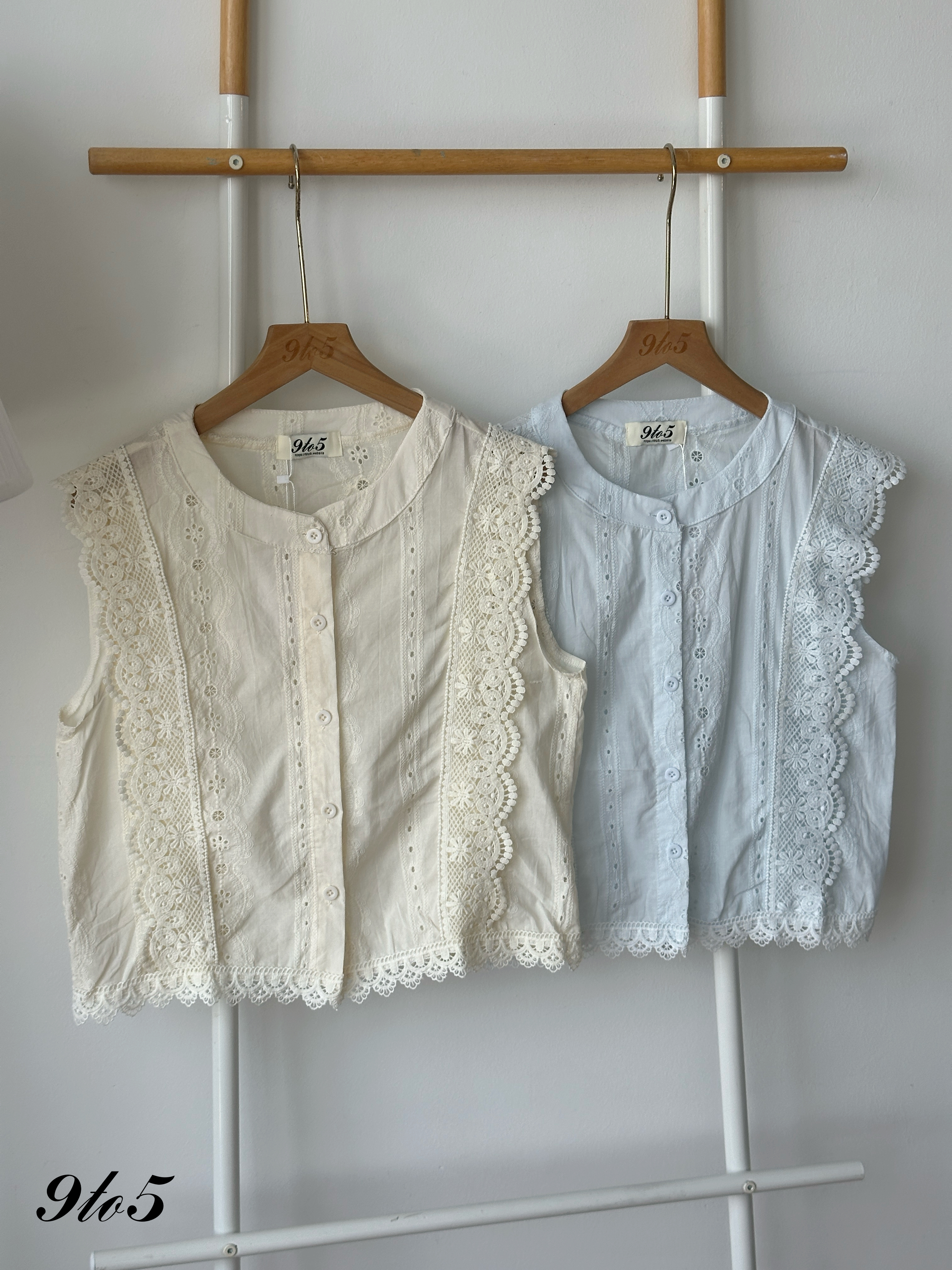 T4429 Lace Sleeve Floral Blouse - 3 Colors 