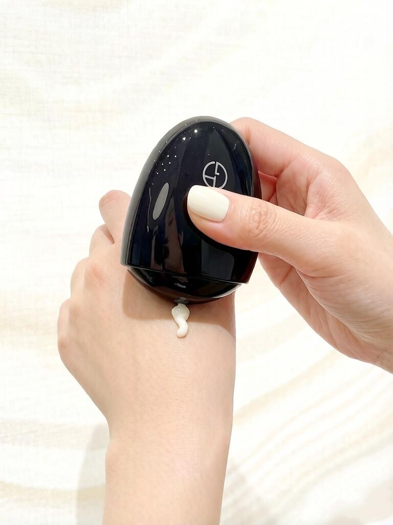 GIORGIO ARMANI beauty 阿曼尼 黑曜岩新生奇蹟胜肽護手霜