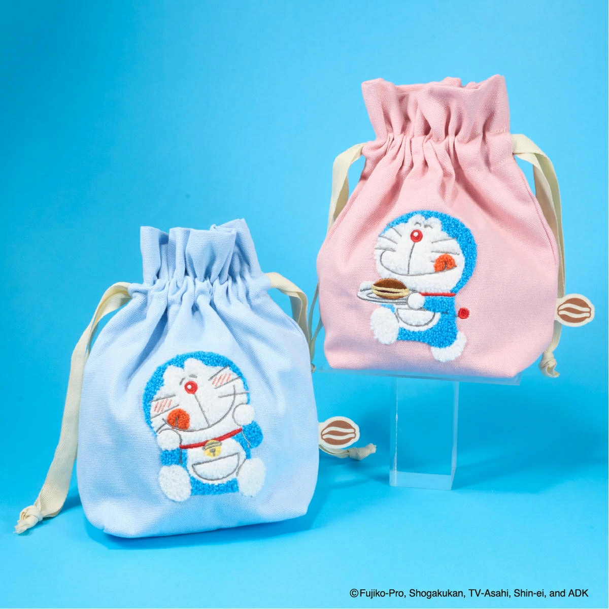 [現貨] 多啦A夢袋 索繩袋 束口袋 法寶 刺繡圖案 Doraemon
