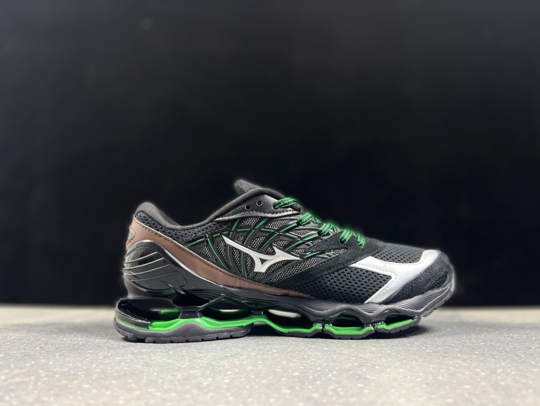 Mizuno Wave Prophecy LS 