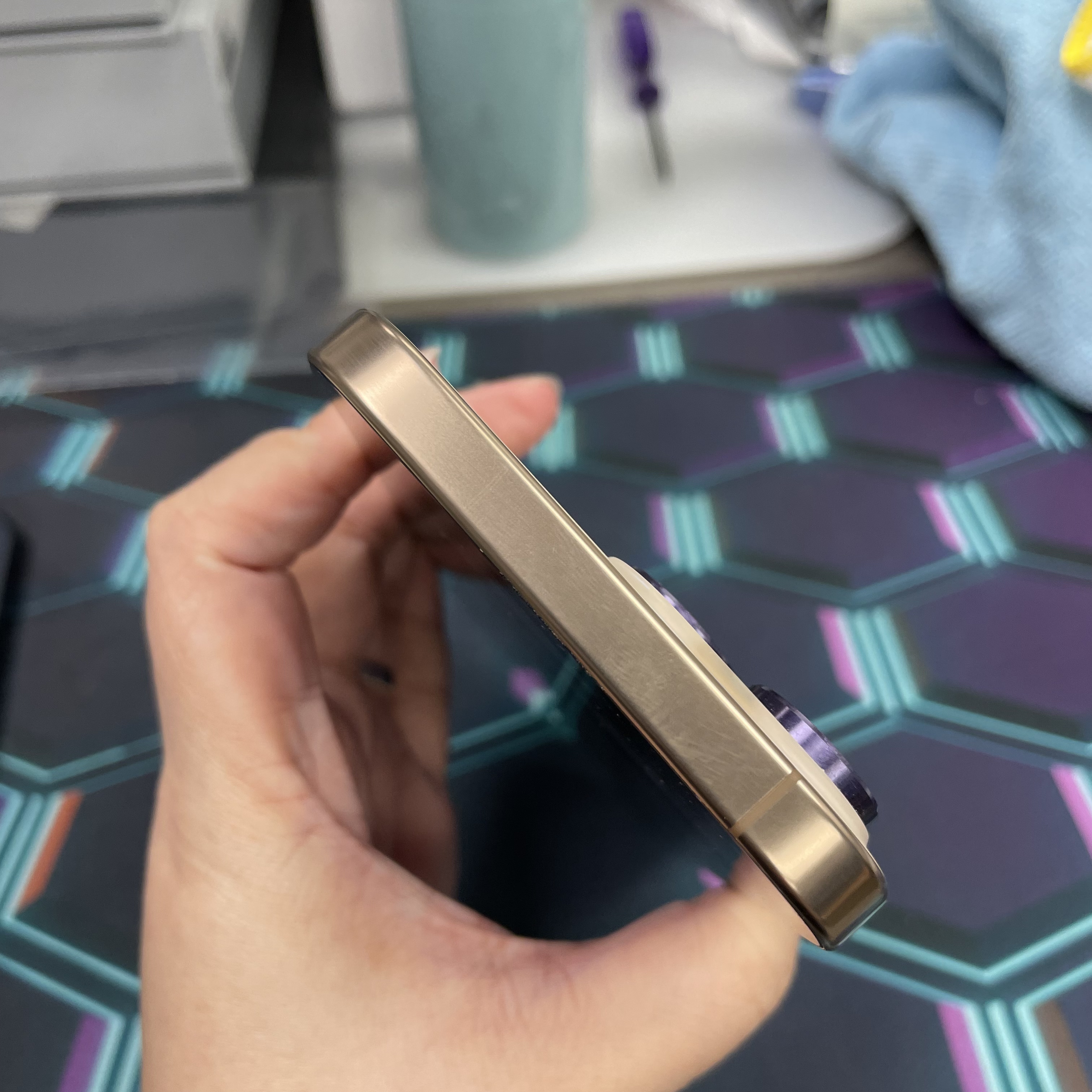 *8149 16 pro max 完美機 512GB 電91 沙色 gold