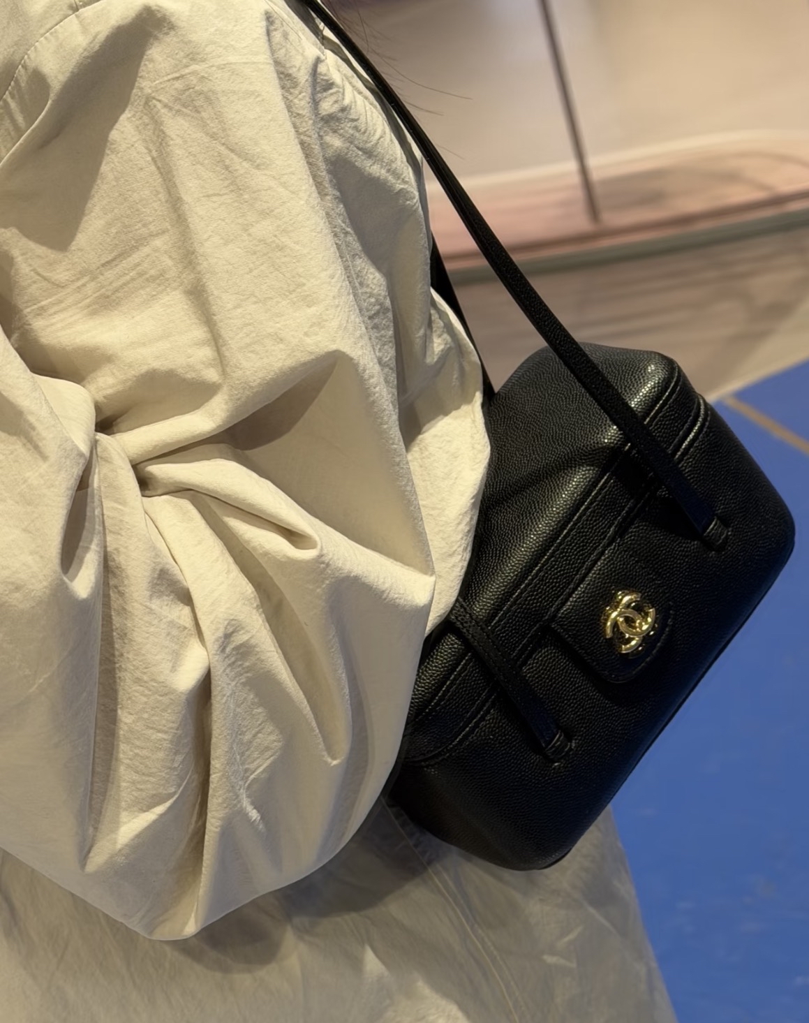 Preppy Vanity 黑金 靚價出一隻❣️