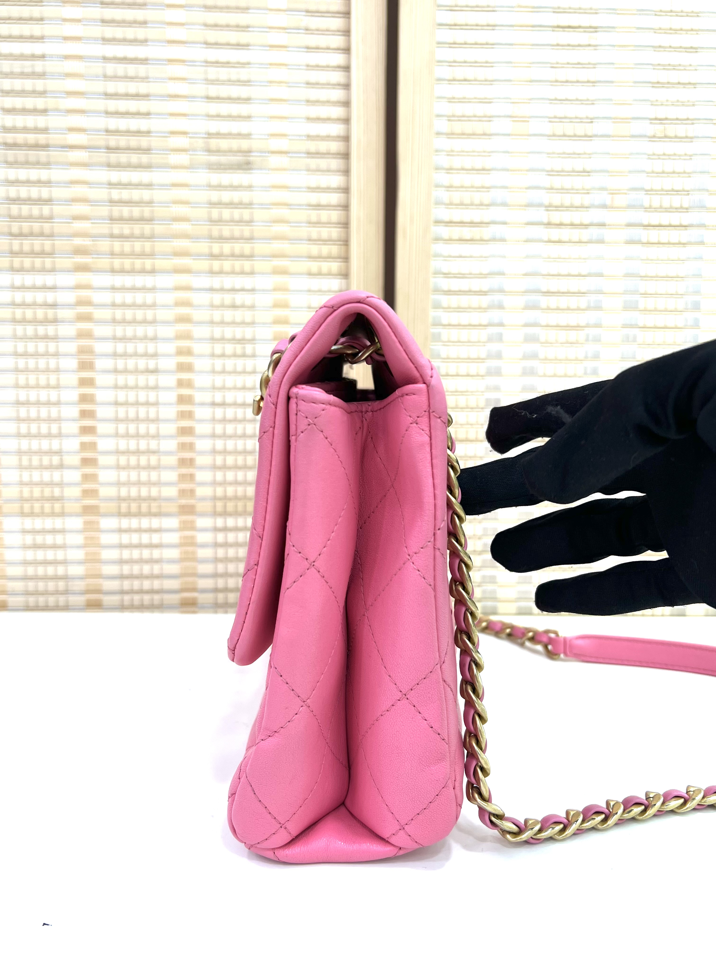 直播貨品 |  [1個-$100 2個-$300］GG88