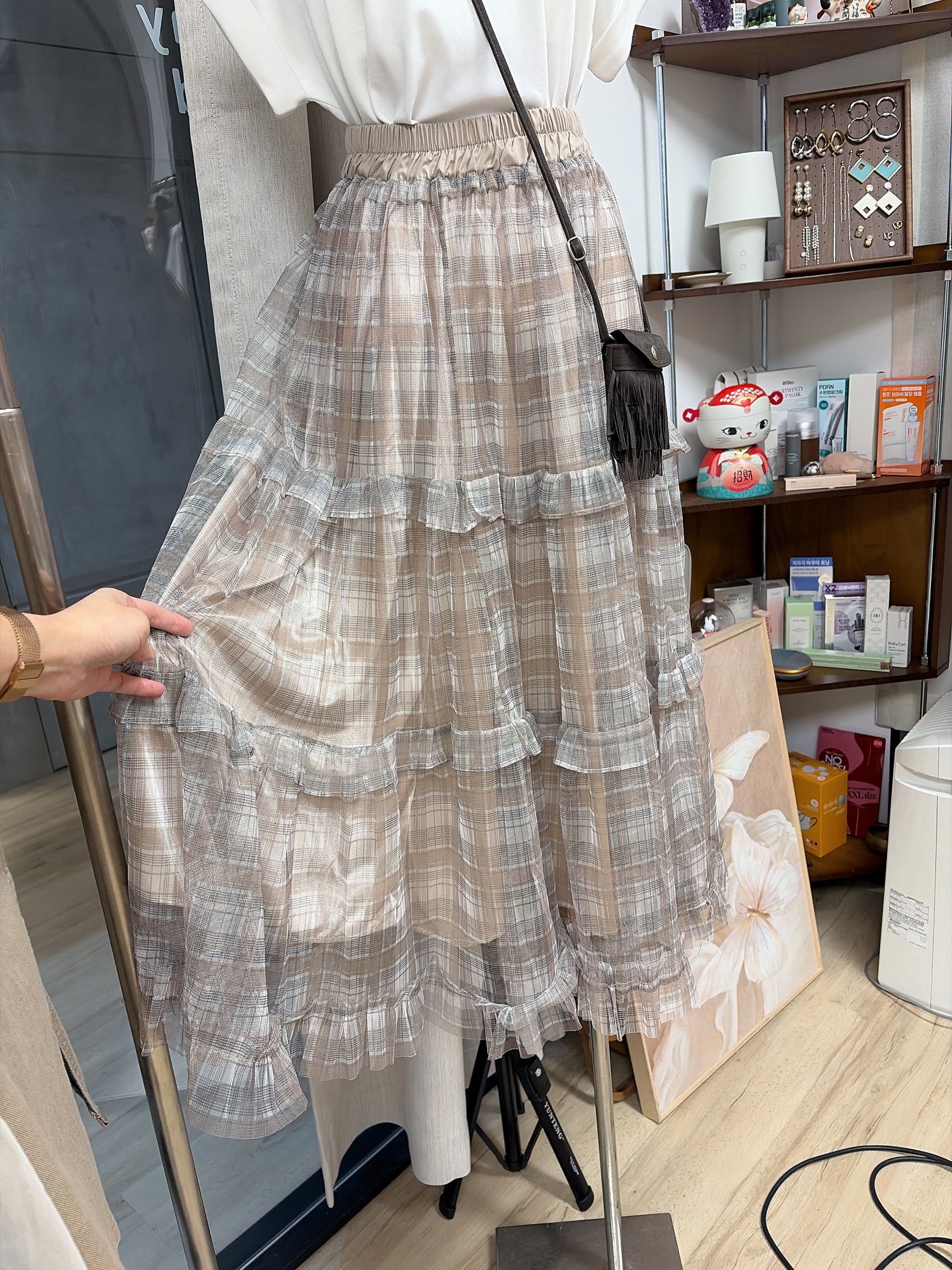 杏色格仔紗紗半裙
