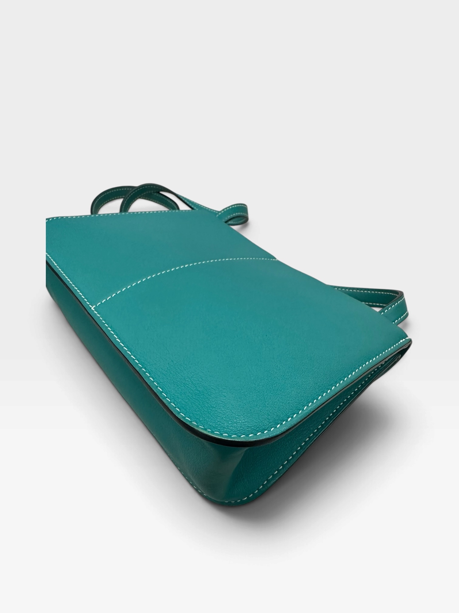 Pre-Owned Hermès Mini Halzan /Stamp K/ Product Code: 102006