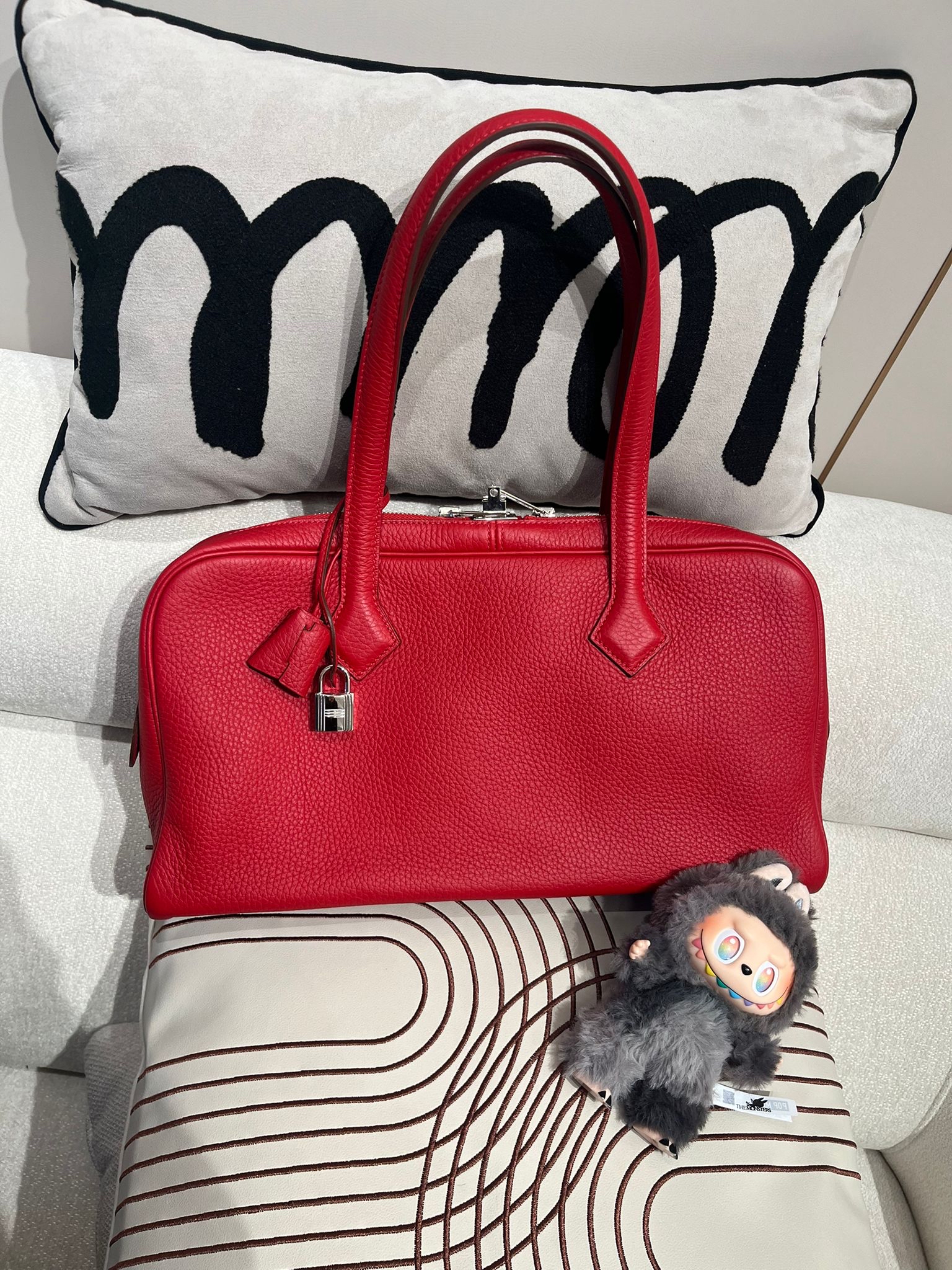 Hermes Victoria elan STAMP [P] 100%Authentic,98%new  ✅key lock ✅dust bag 