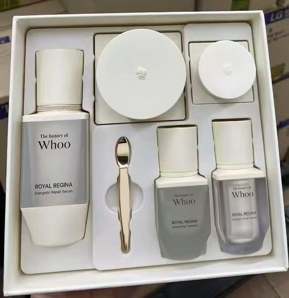 WHOO後 鳶尾花萃韻賦能修護套盒 ·  📌精華30ml + 10ml 📌 面霜50ml  + 10ml 🎁水前精華20ml 