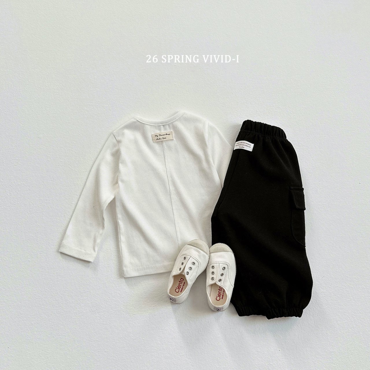 🌸預訂 韓國直送🌸🇰🇷VIVIDI四色日常純色長袖打底上衣