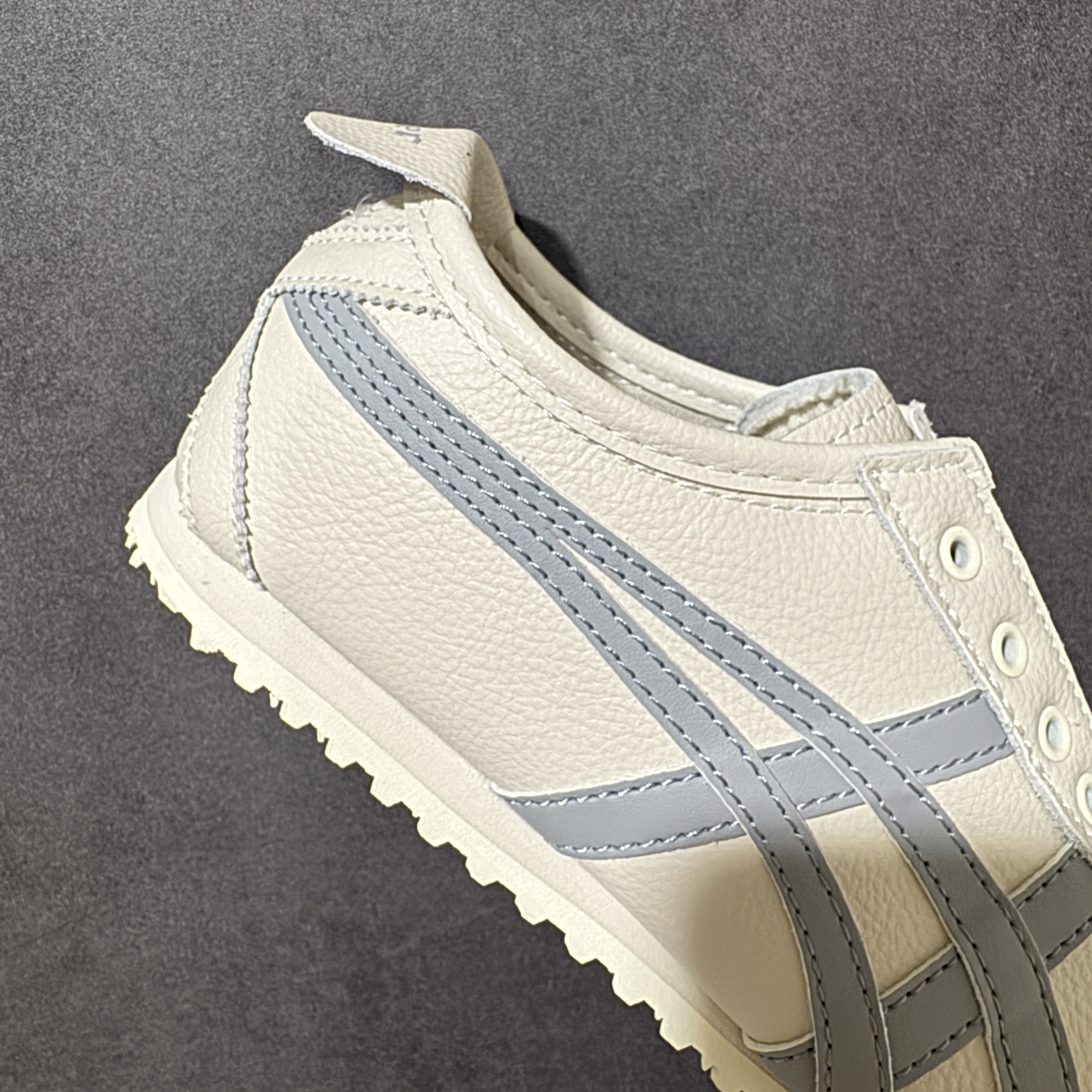 Onitsuka Tiger Mexico 66