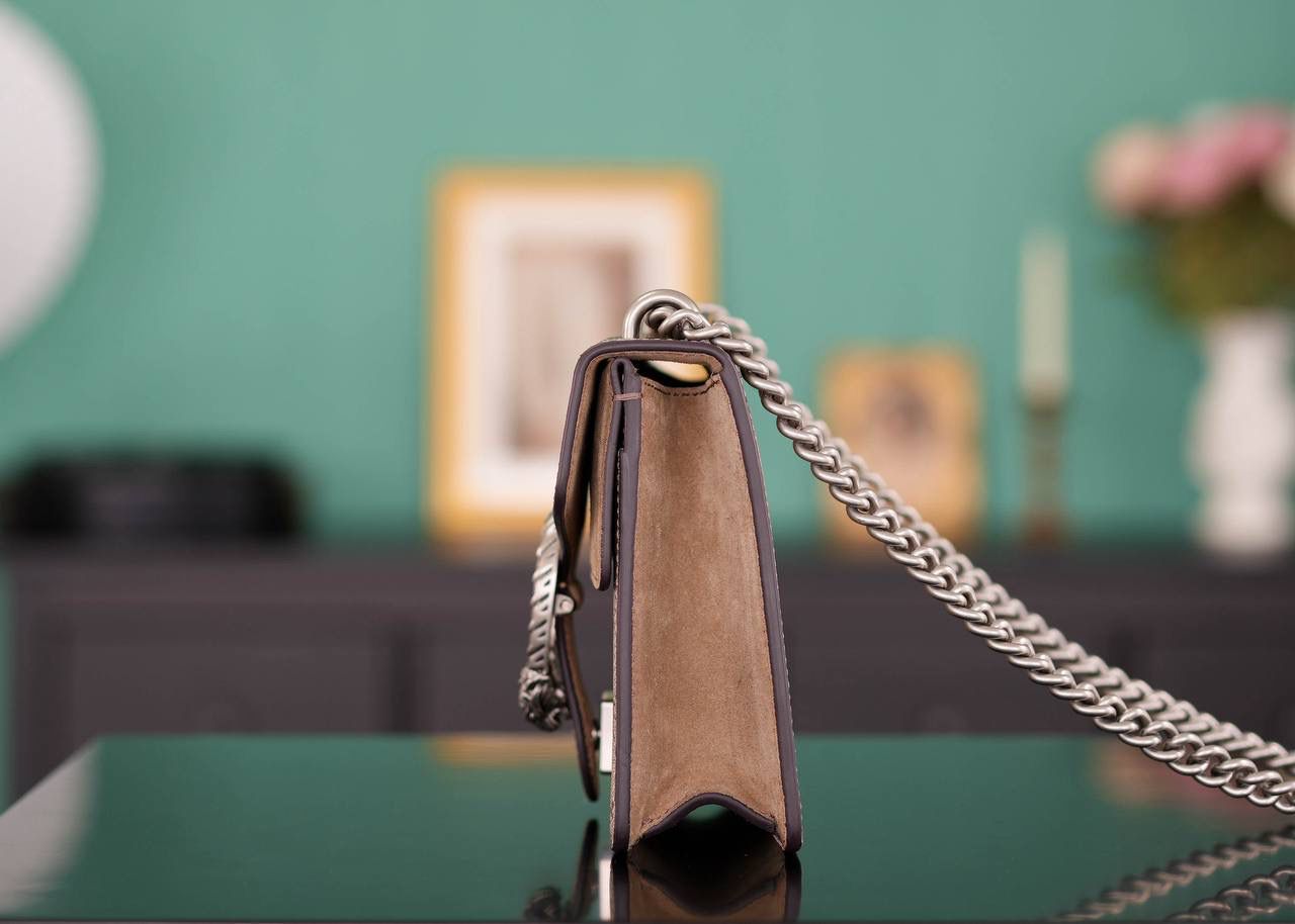 🥯GG Dionysus系列经典酒神 老花卡其 20cm GG家长青款，酒神里面的经典基础款 出镜率非常高 简直是穿搭利器 官方款号 421970 尺寸：20x15x5cm