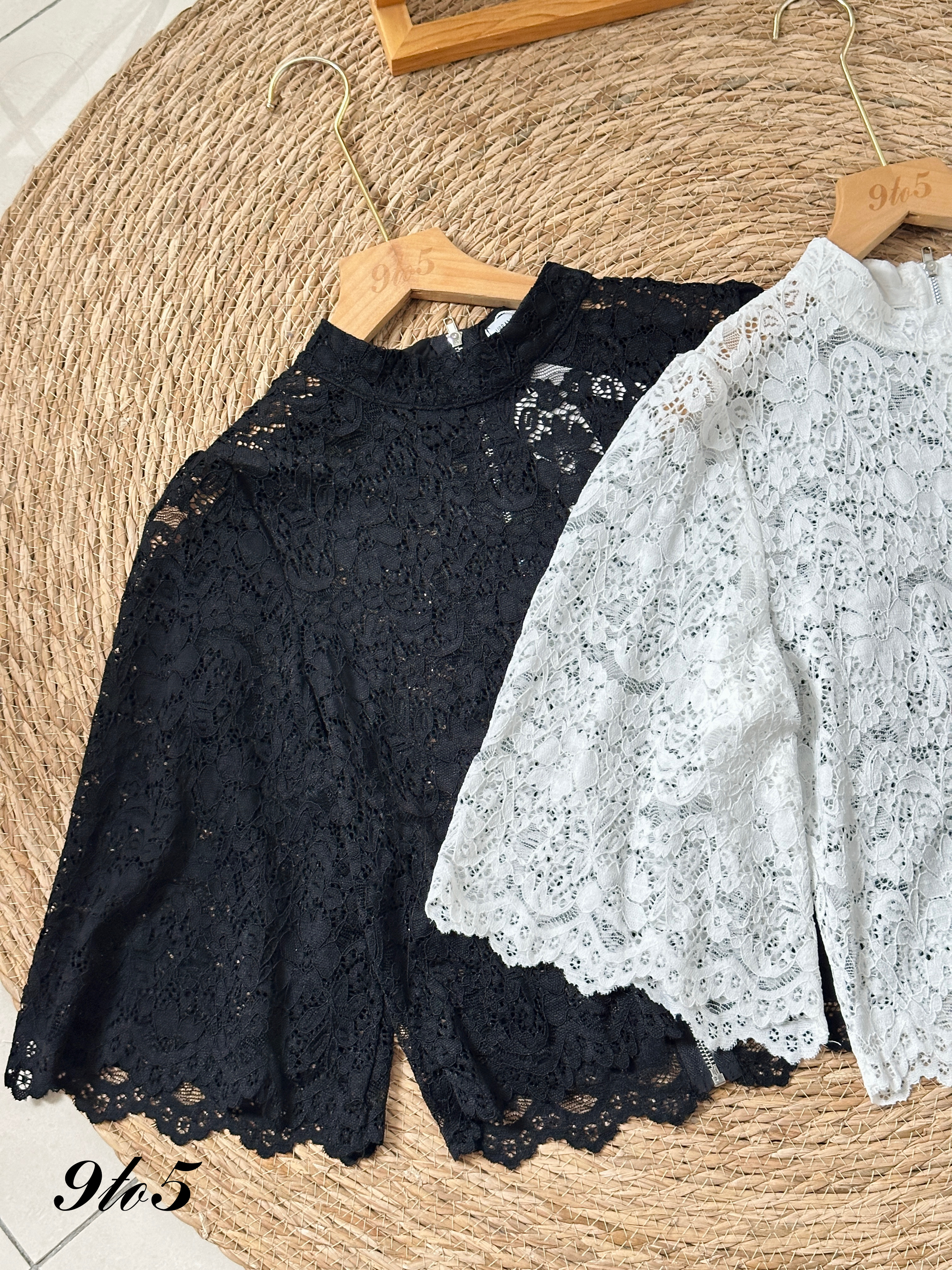 T3907 Lace Floral Top - Black & White