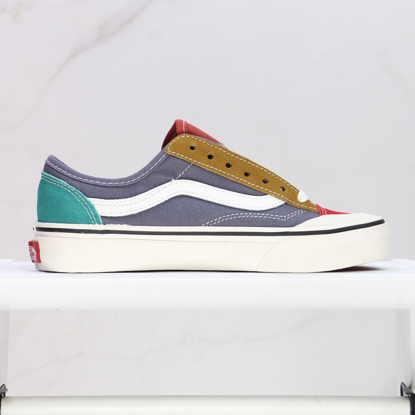 Vans Style 136 Decon VR3 SF