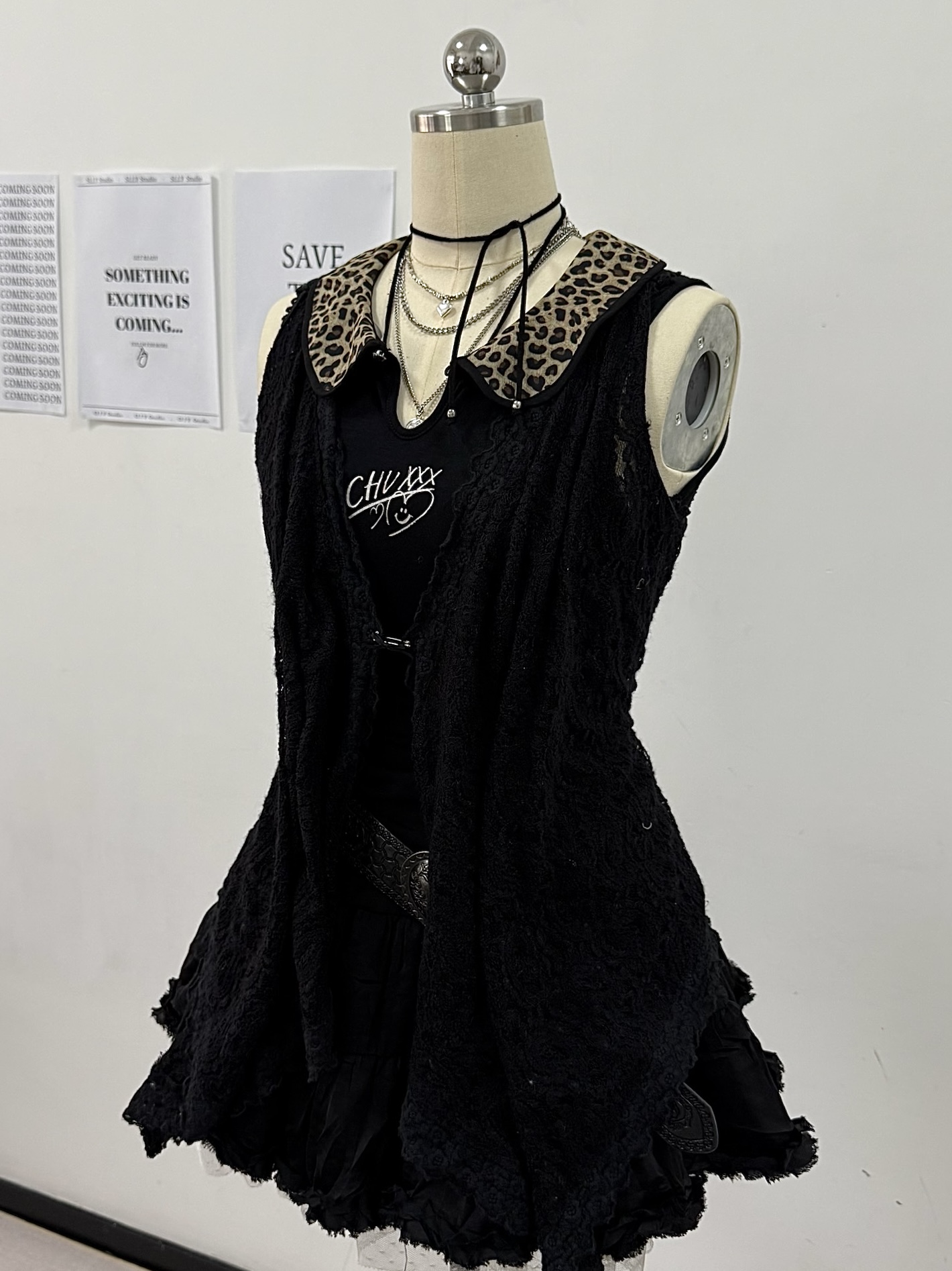 [On Sale] Black Leopard Print Collared Vest