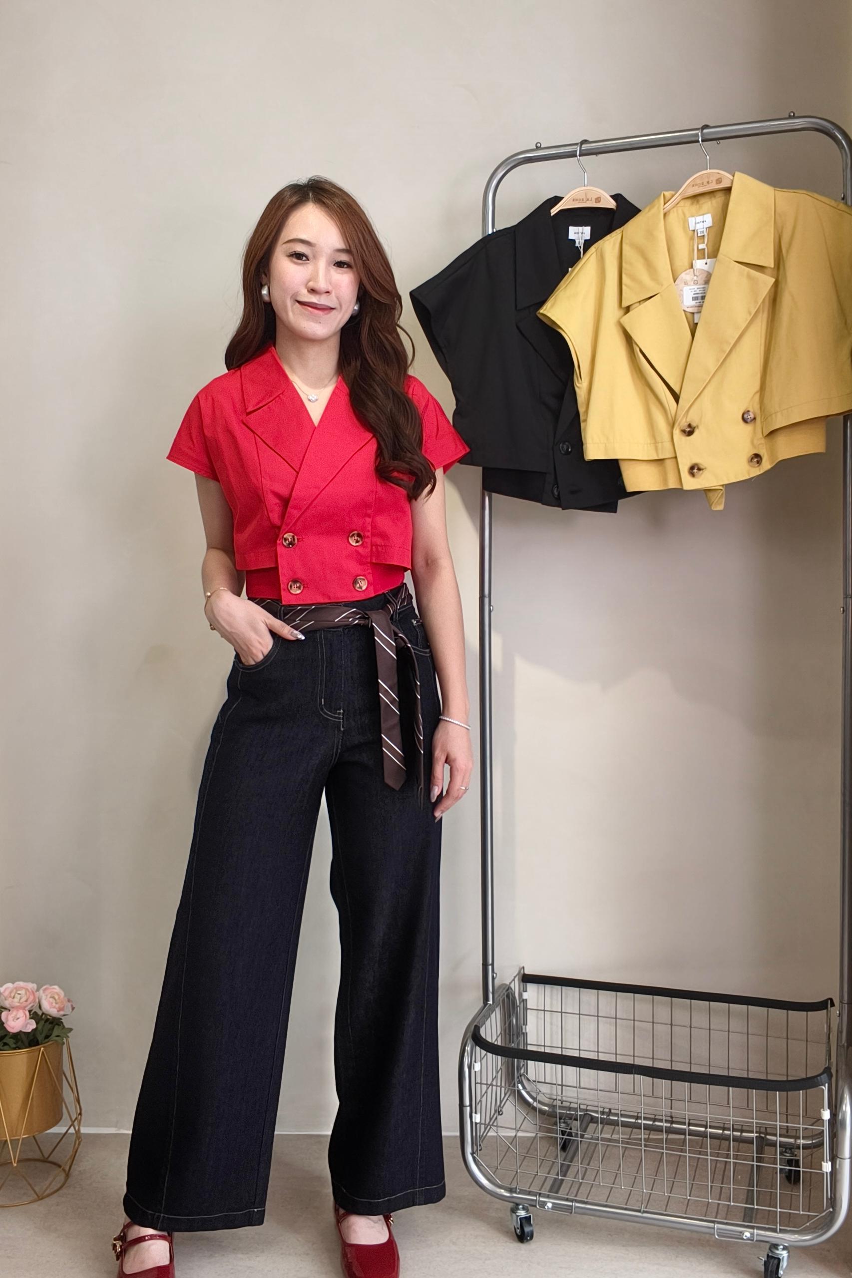 311510 Monroe Cropped Blazer Top