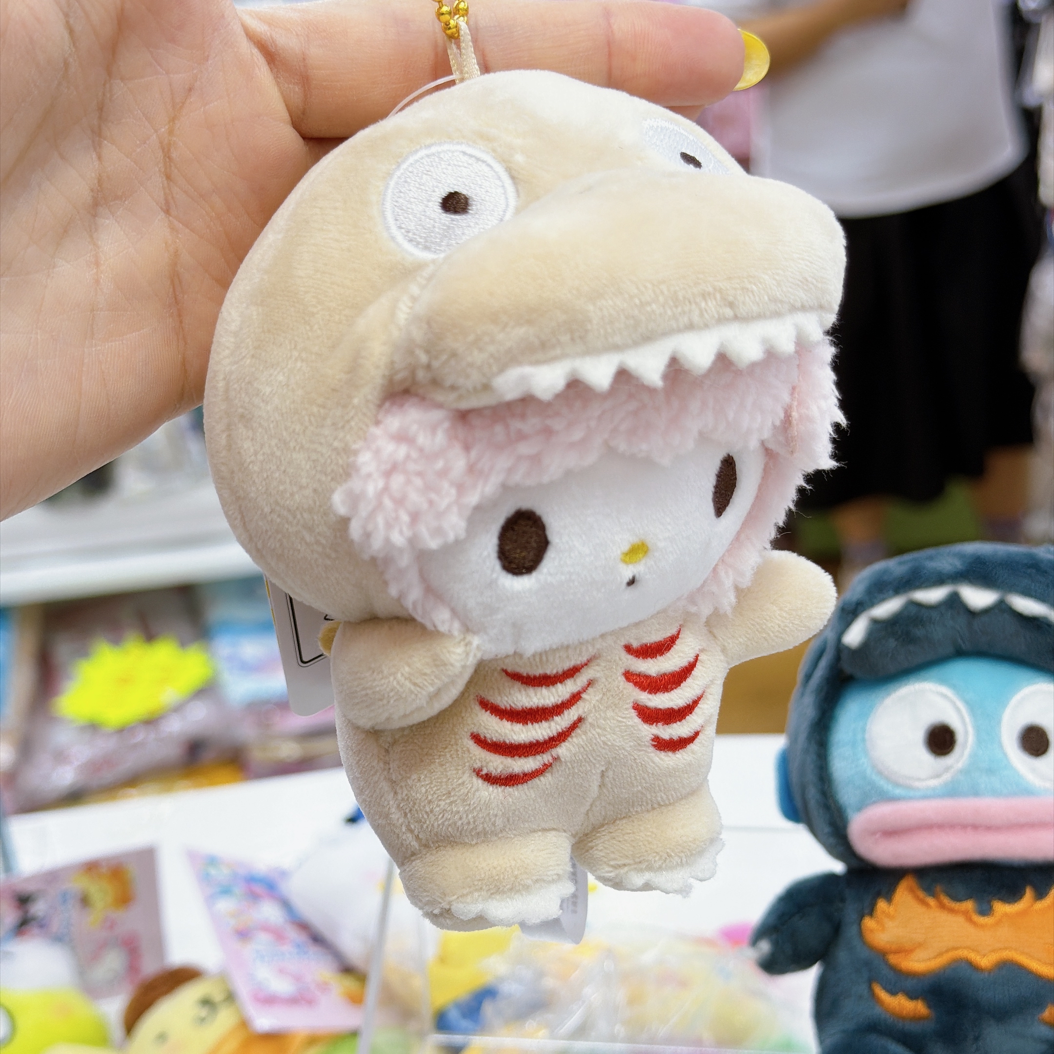 日本直送超人氣哥斯拉 Sanrio 合作系列公仔掛飾