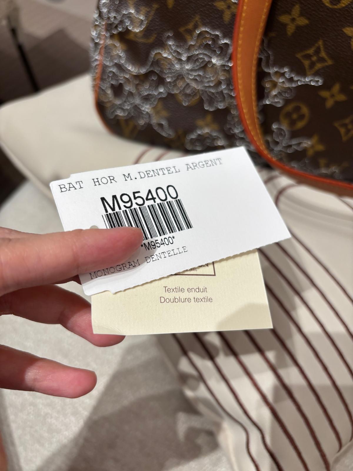 Lv Dentelle Batignolles Horizontal Tote M95400 Louis Vuitton 2007 限量繡花典藏款 100%Authentic, 95%New✅tap booklet✅dust bag