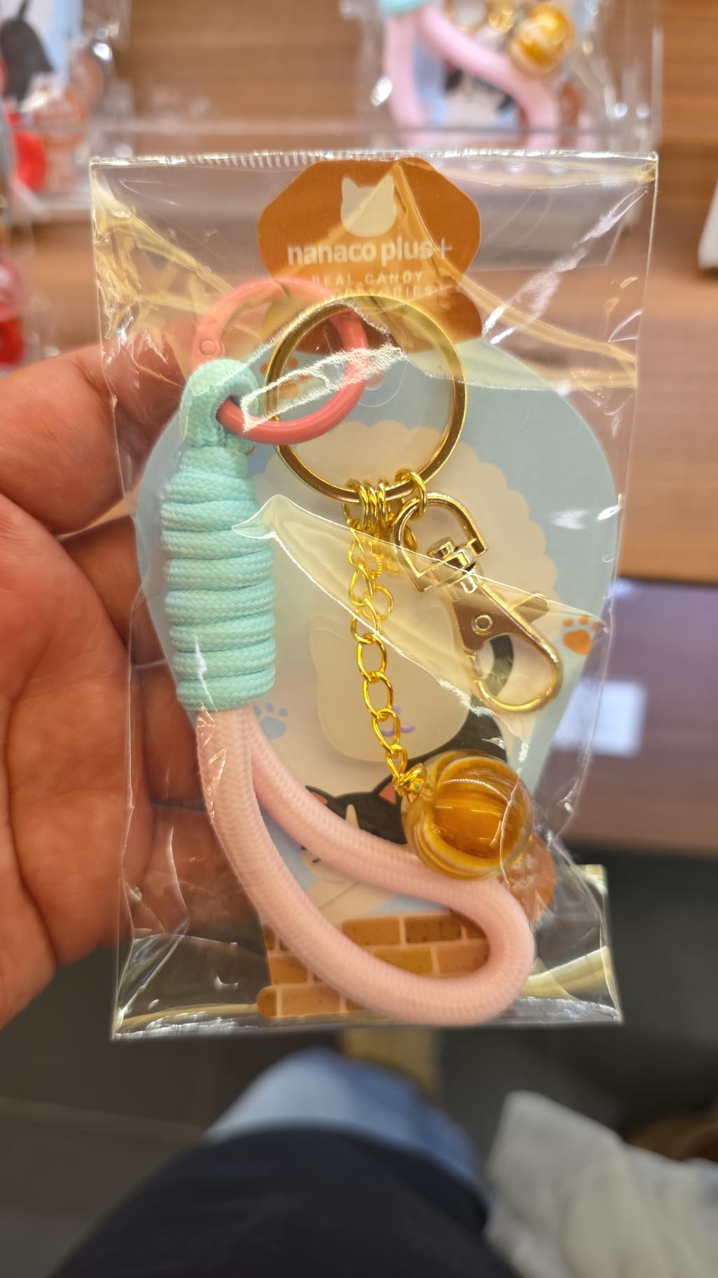 nanaco plus 黑糖bag charm