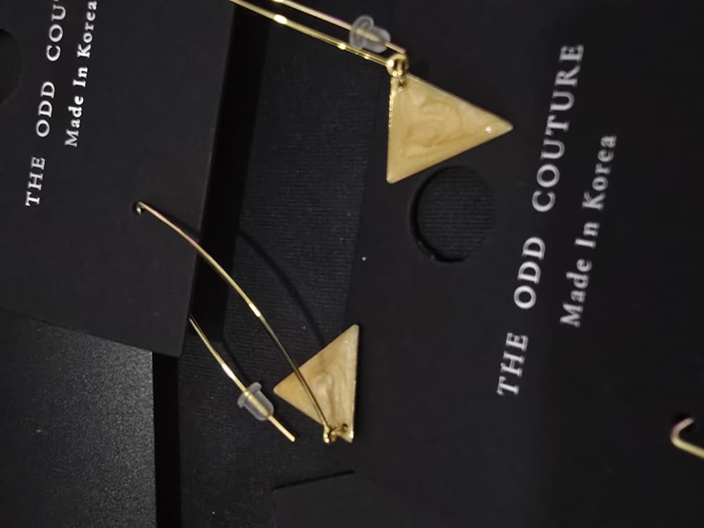 Triad Curve Earrings