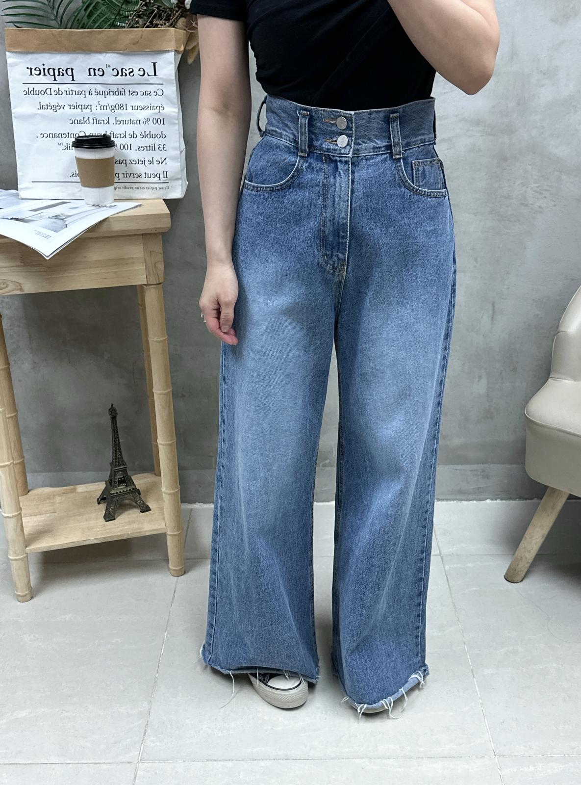 L08 設計感扭結Top