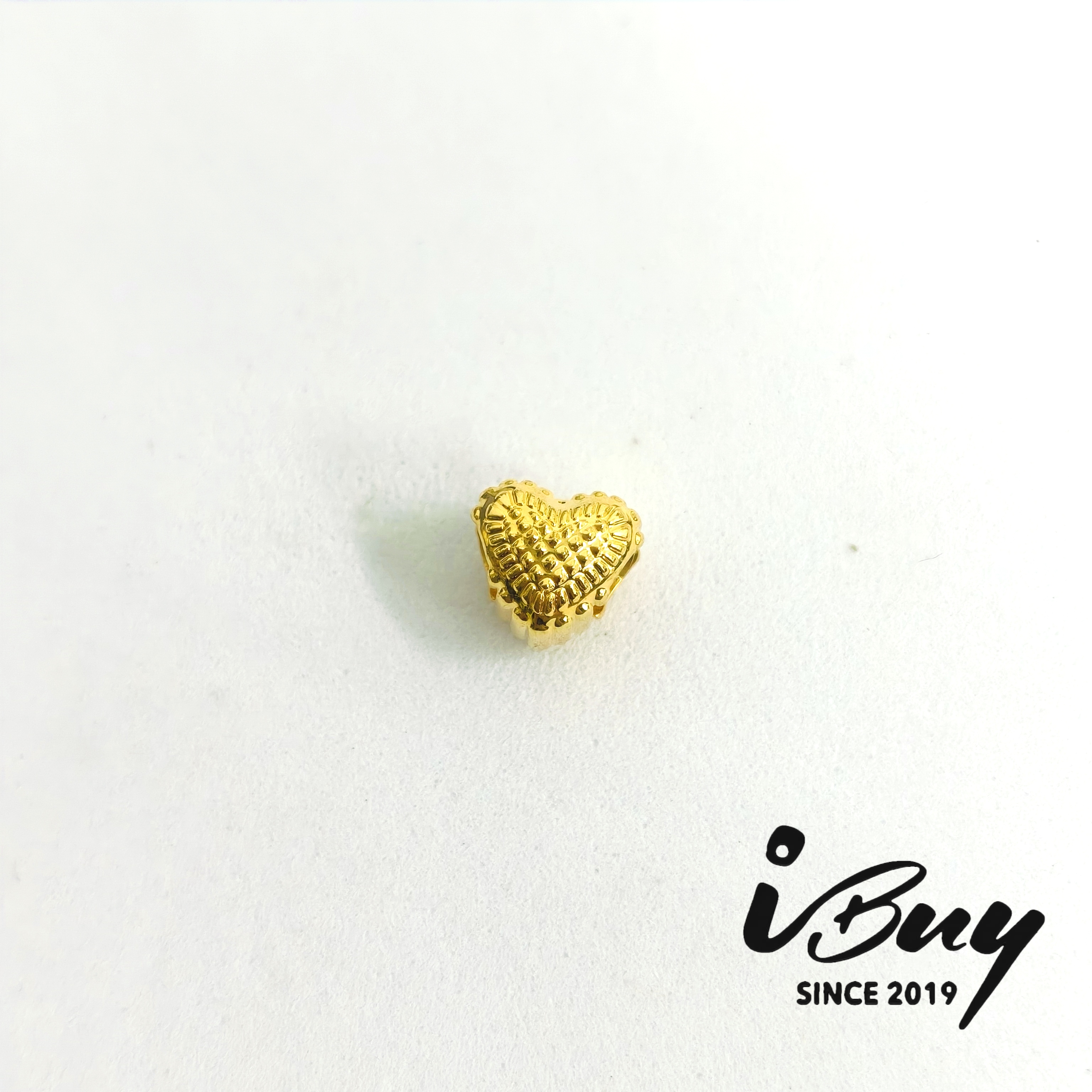 916 HARD GOLD STRAIGHT EDGE DIAMONG CUT HEART CHARM BEAD 916 硬金 直边菱格爱心串咀