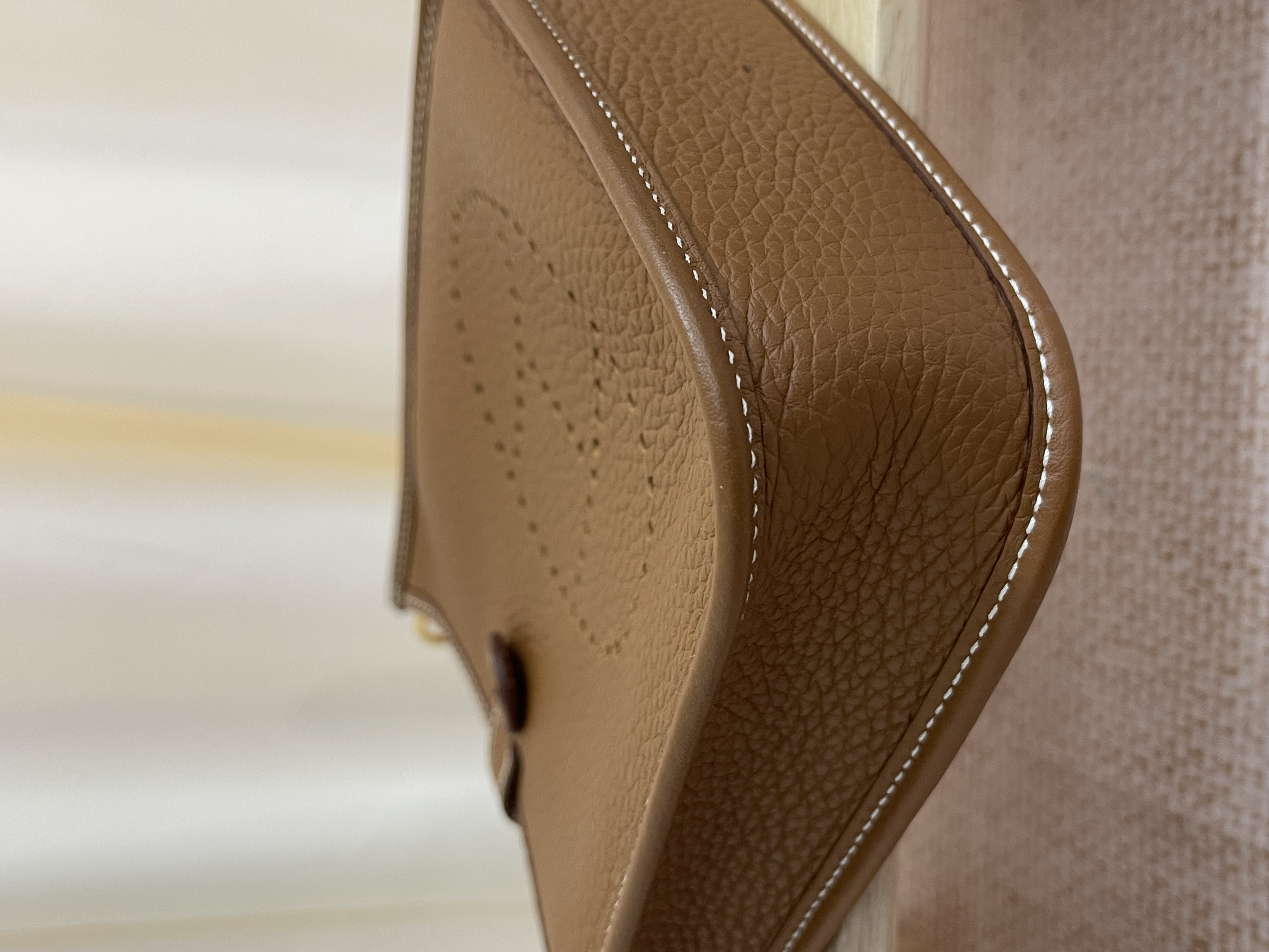 Pre-Owned HERMES MiniE / Stamp W / Product Code: 26022513