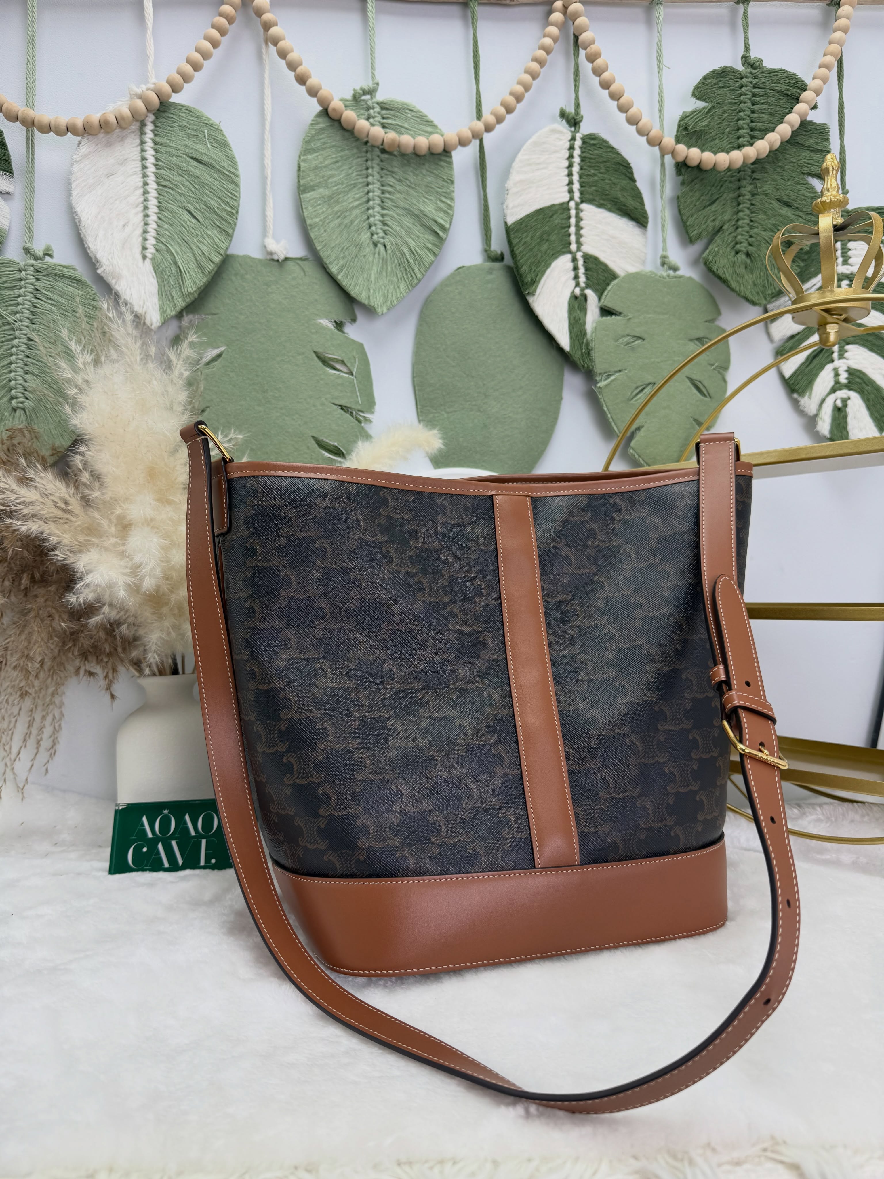 Celine👜 PRE OWNED 🛍️啡色老花水桶 Medium 有塵袋有單 🧡